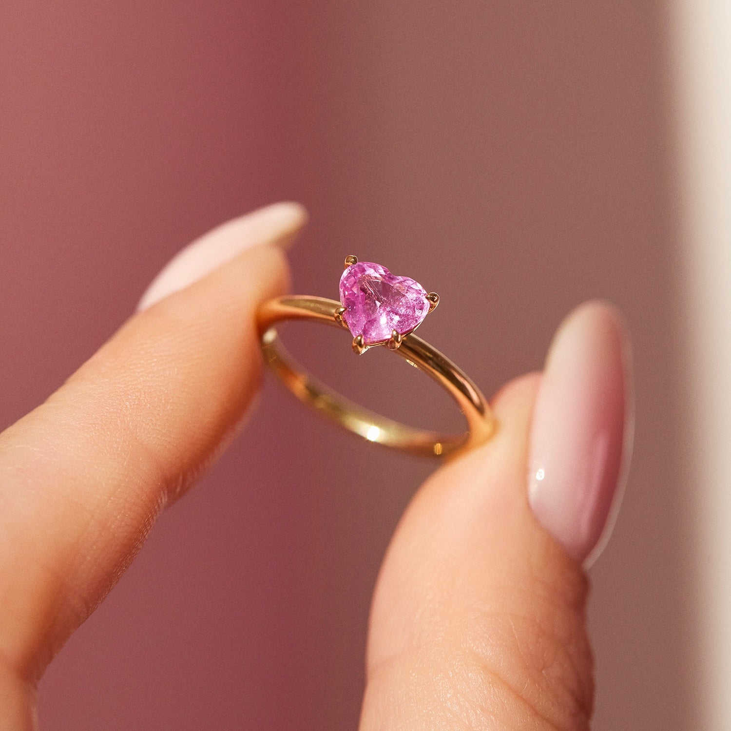 18ct gold 1.26ct heart-shaped pink sapphire ring (made to order)