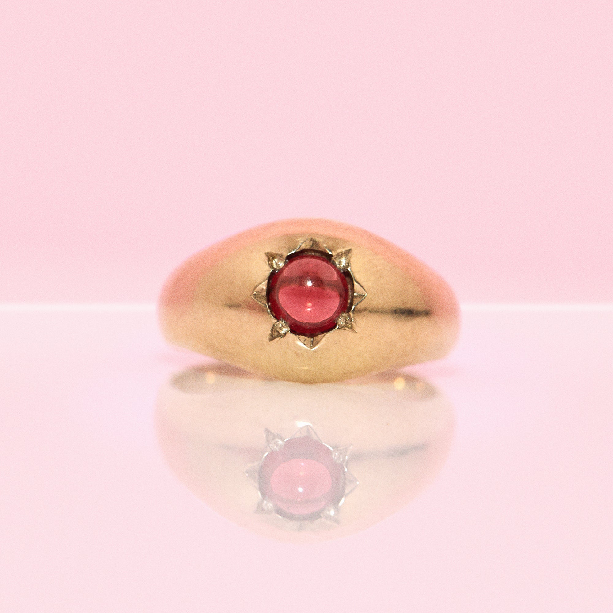 9ct gold garnet starburst ring