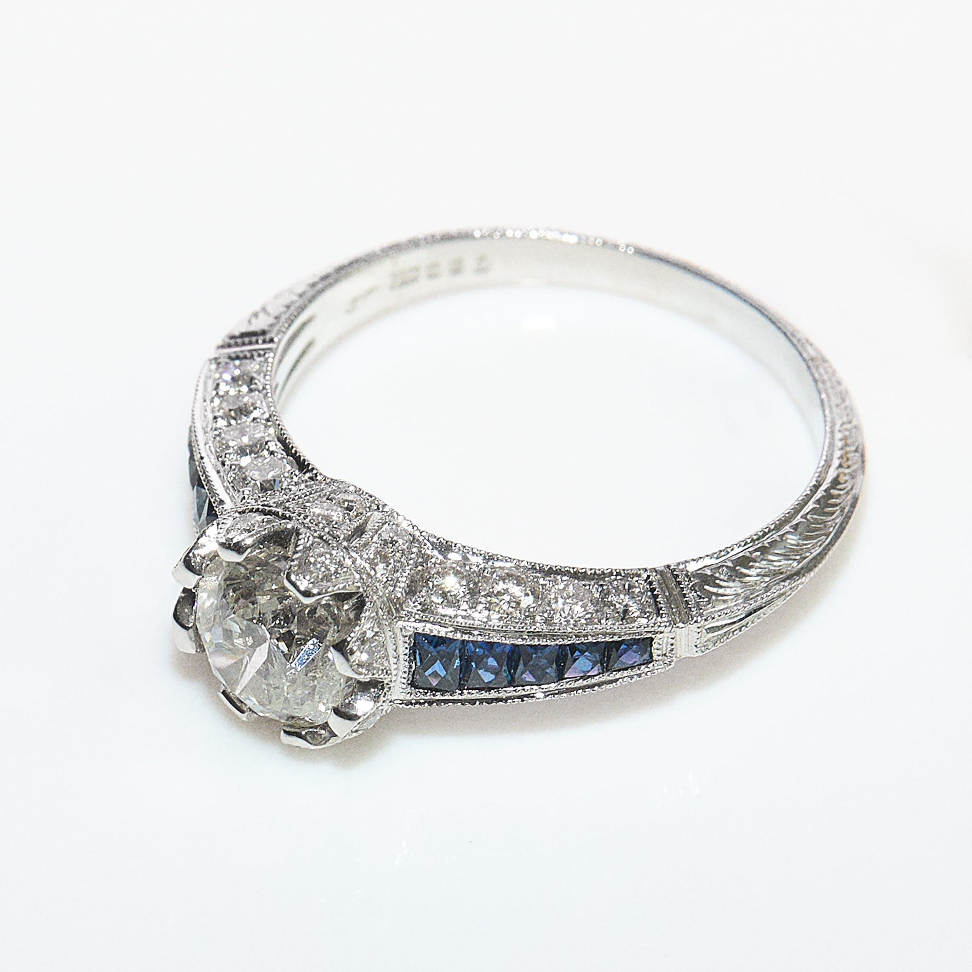 18ct gold 1.0ct old cut Diamond and sapphire ring