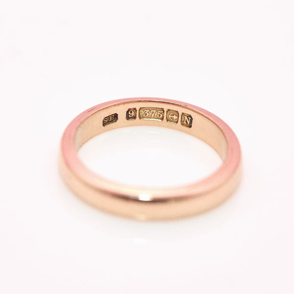 9ct gold thick band from 1937