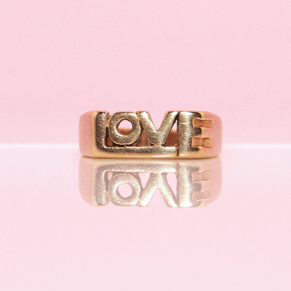 9ct gold LOVE ring