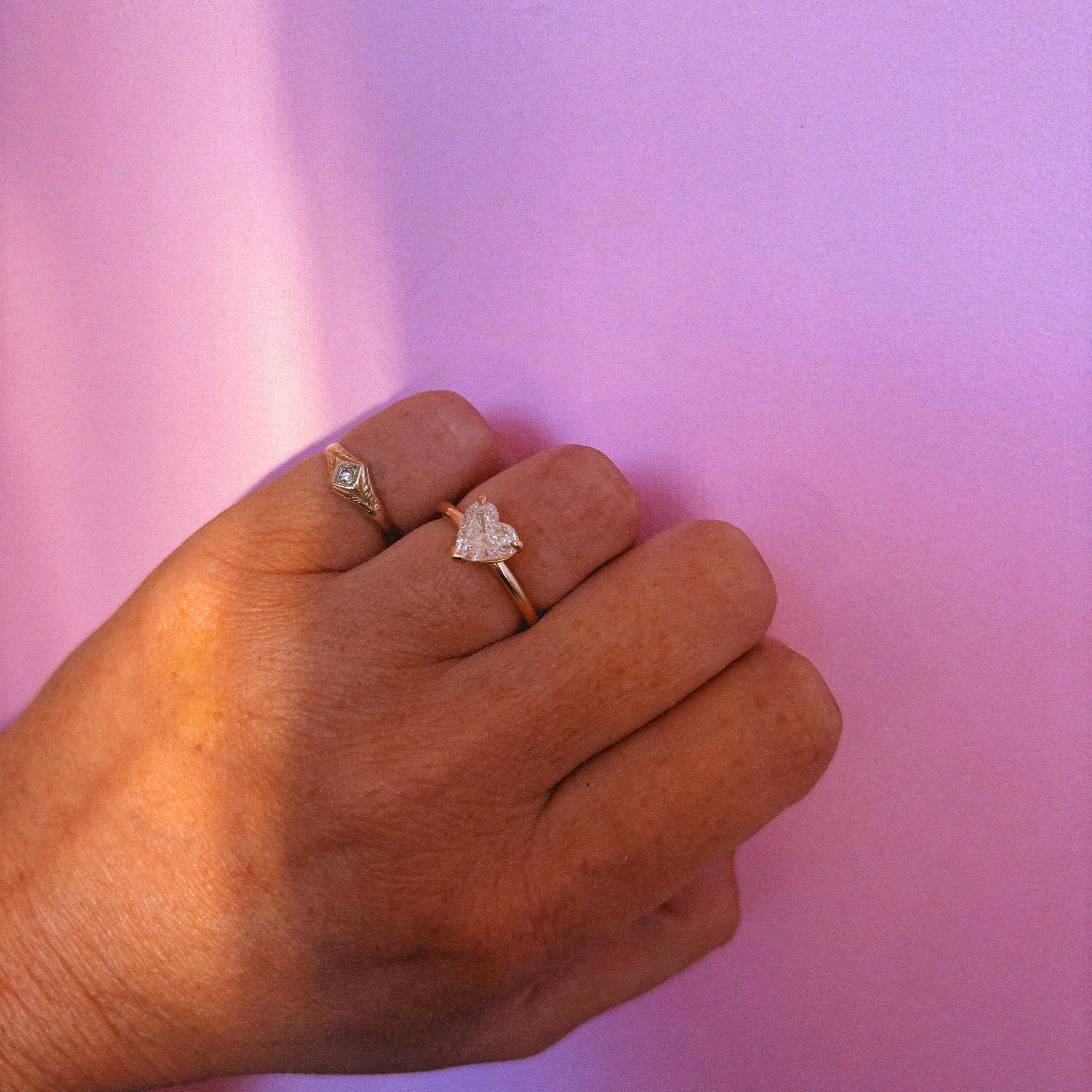 18ct gold 1.05ct heart-shaped diamond ring