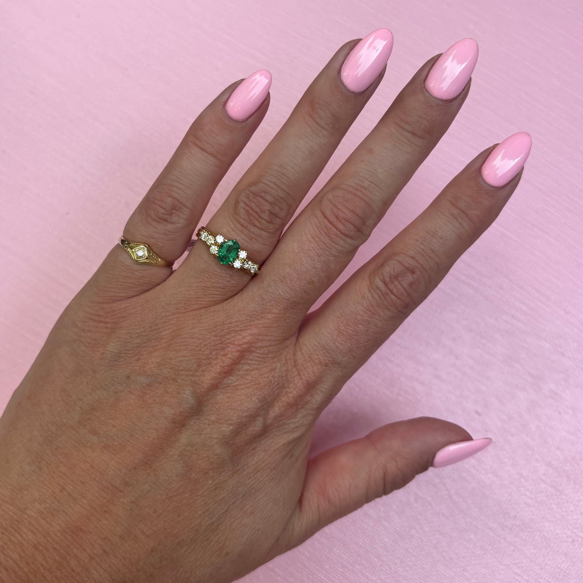 Vintage 18ct gold emerald and diamond ring
