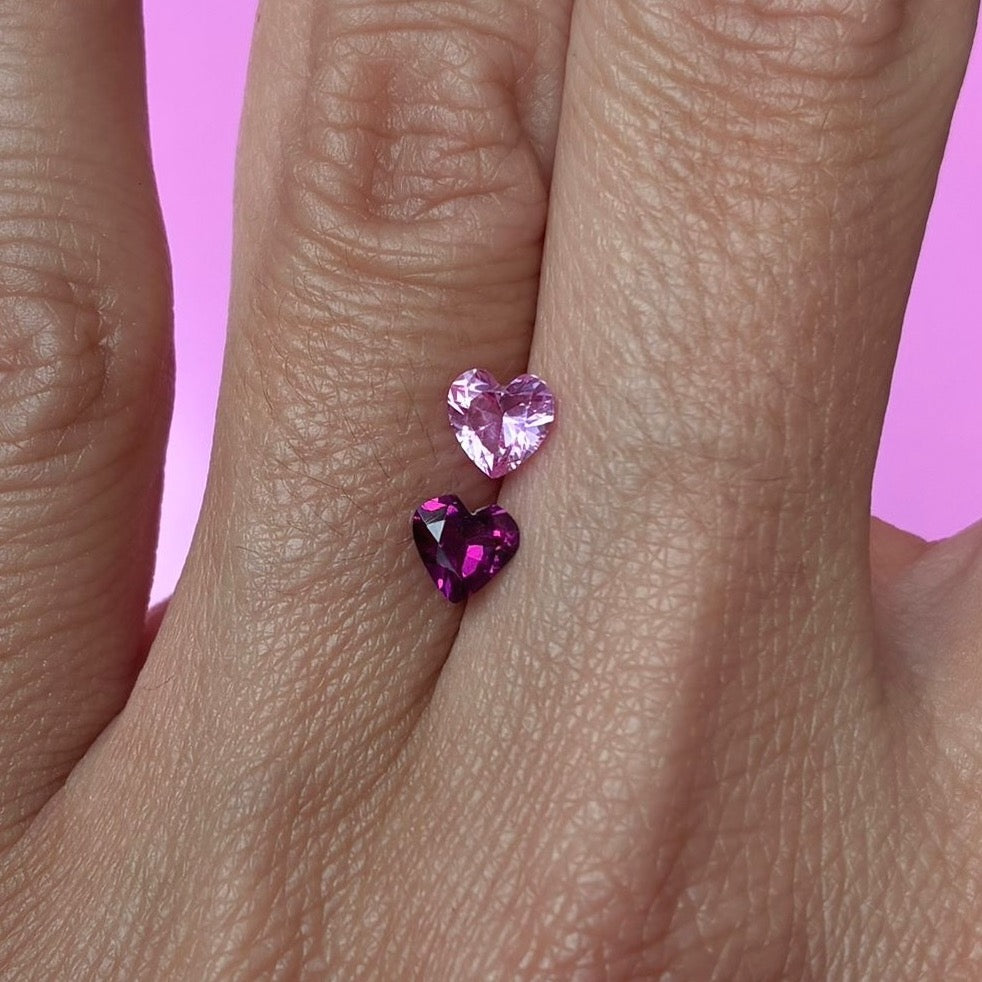 9ct gold heart shaped garnet signet pinky ring (made to order)