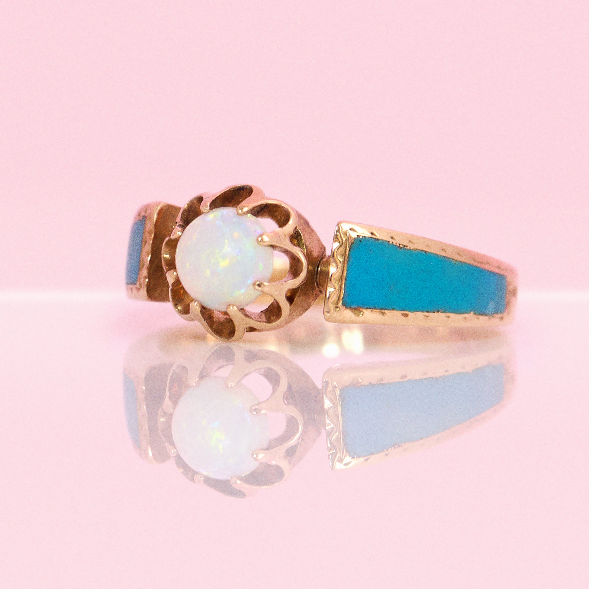18ct gold opal and enamel ring