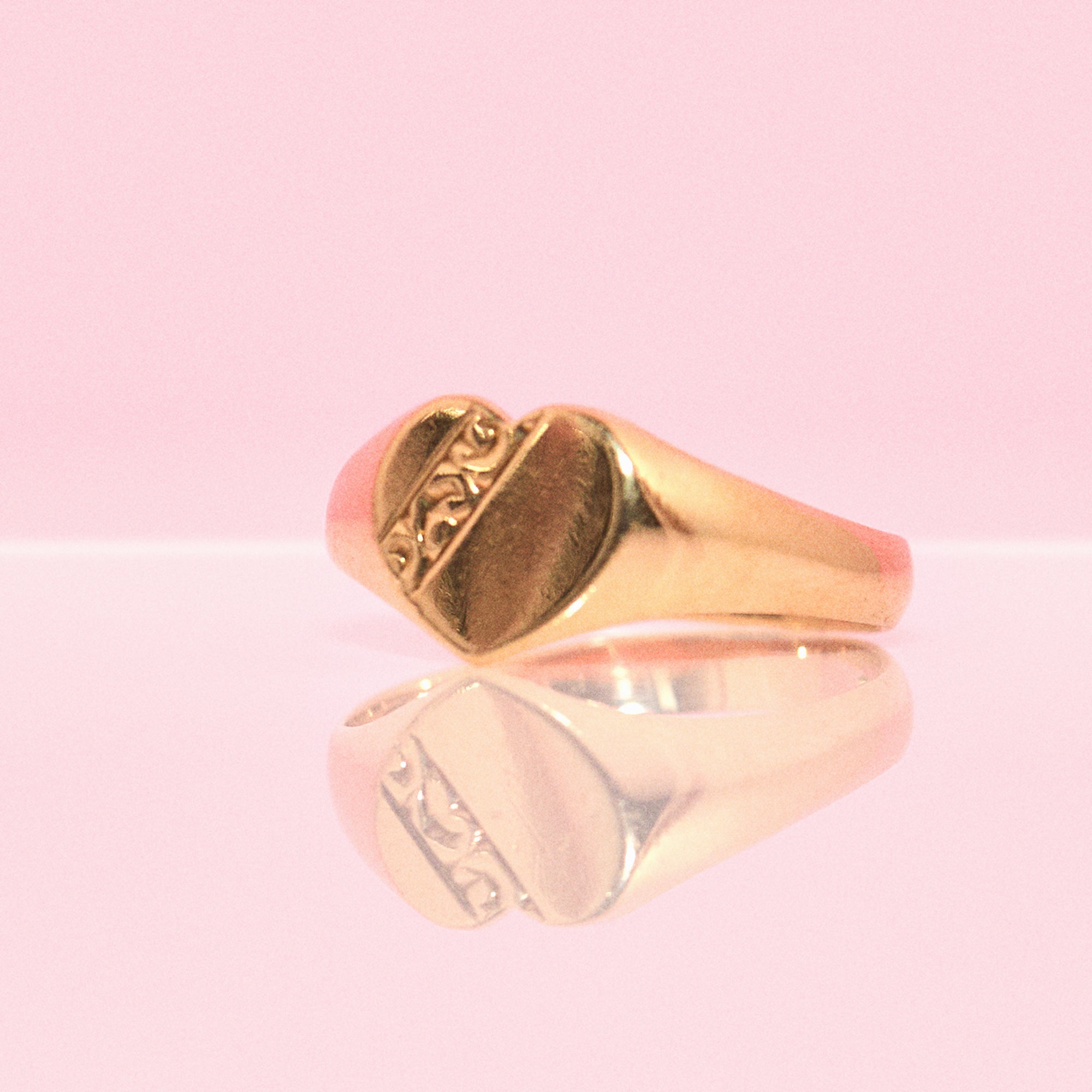 9ct gold heart shaped signet ring from 1978