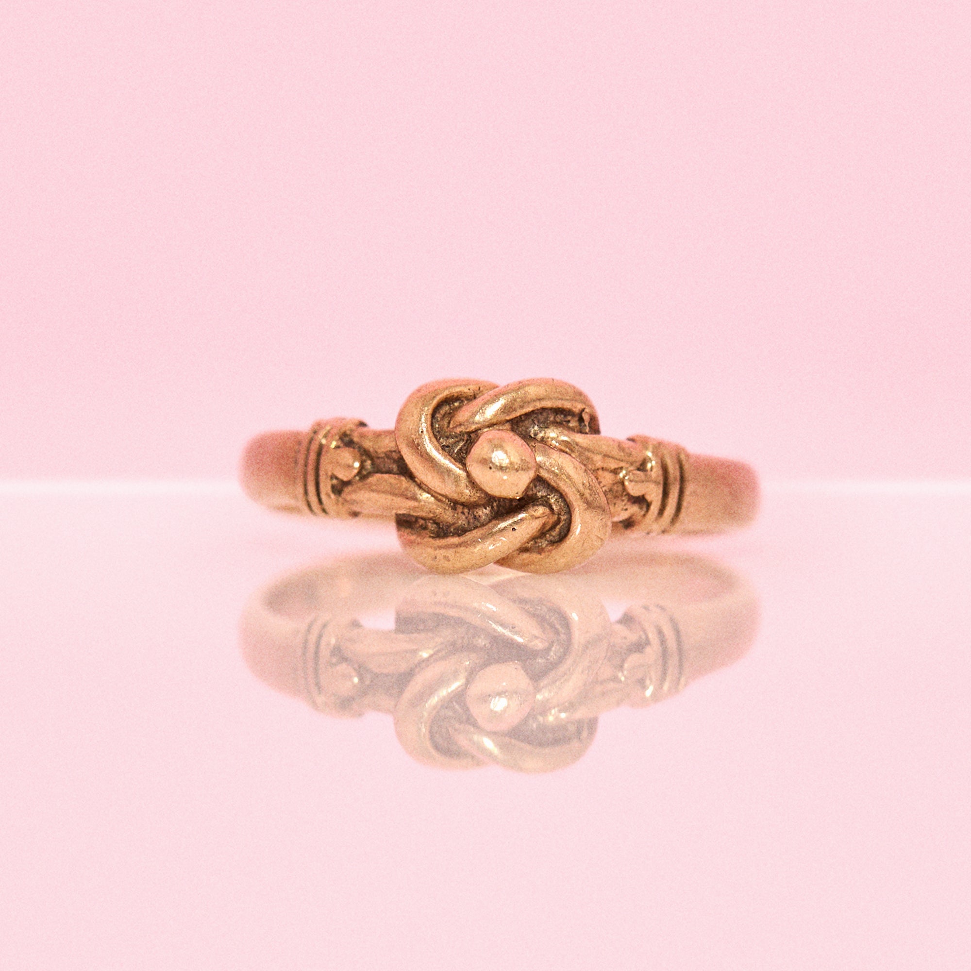 9ct gold knot ring