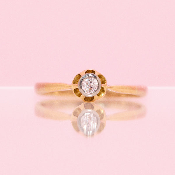 9ct gold diamond flower ring