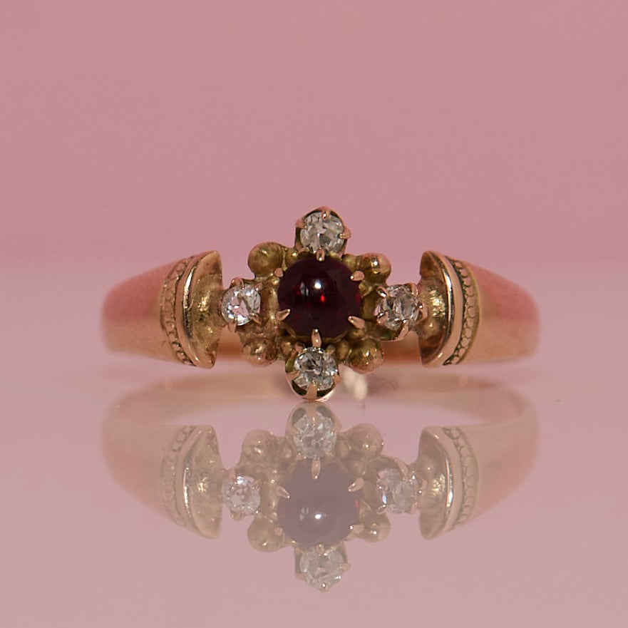 9ct gold garnet and old cut diamond ring