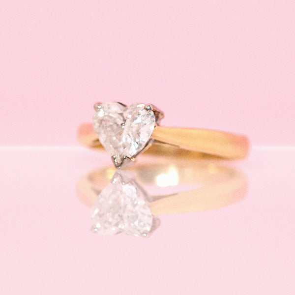 18ct gold 1ct heart shaped diamond ring