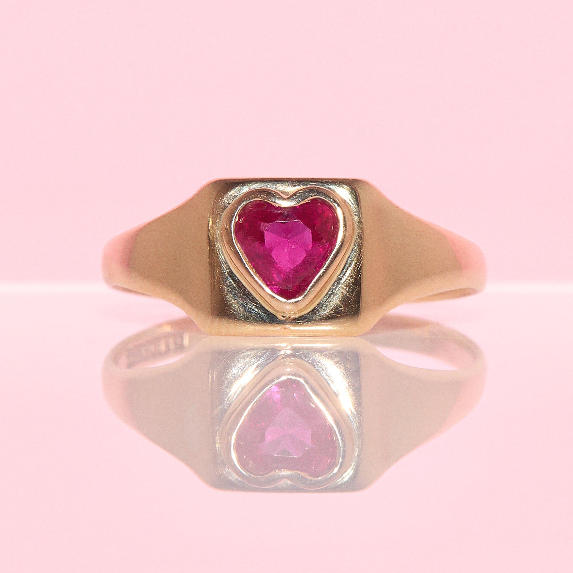 9ct gold heart shaped pink ruby vintage pinky ring