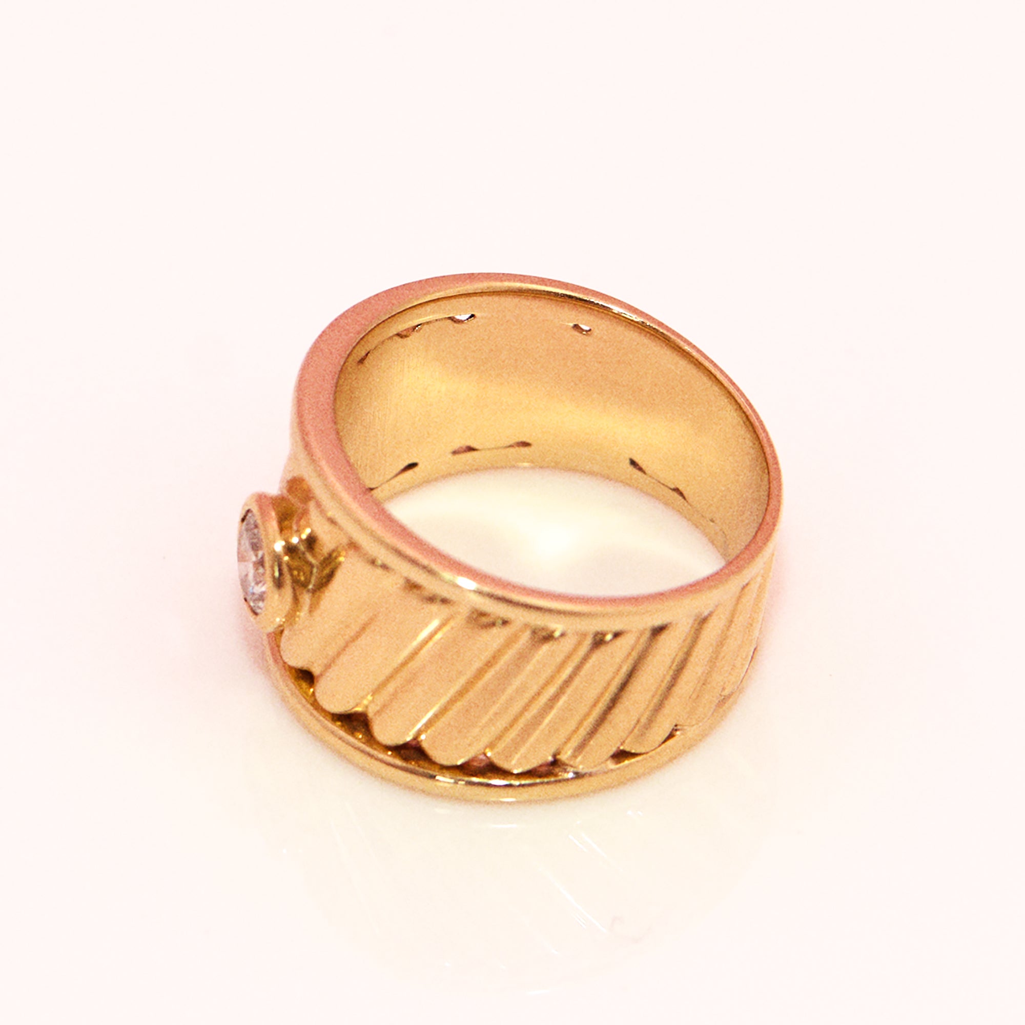 18ct gold 0.40ct diamond chunky ring