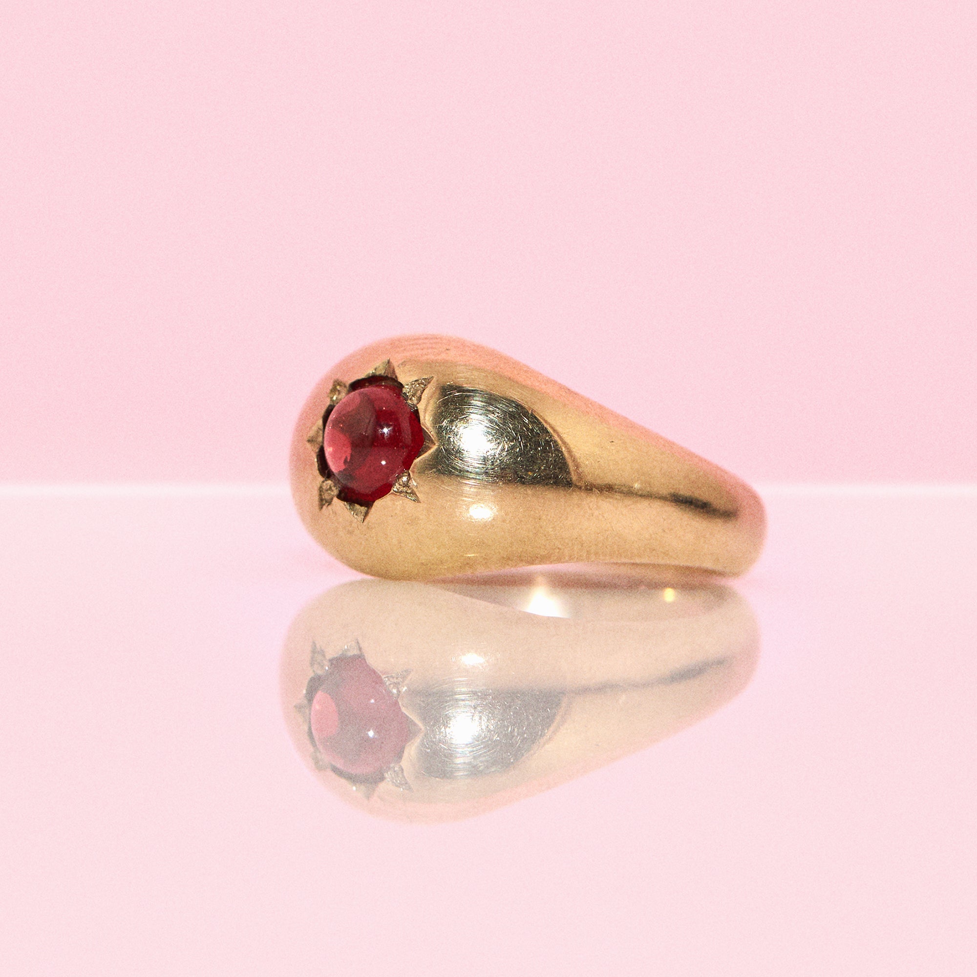 9ct gold garnet starburst ring