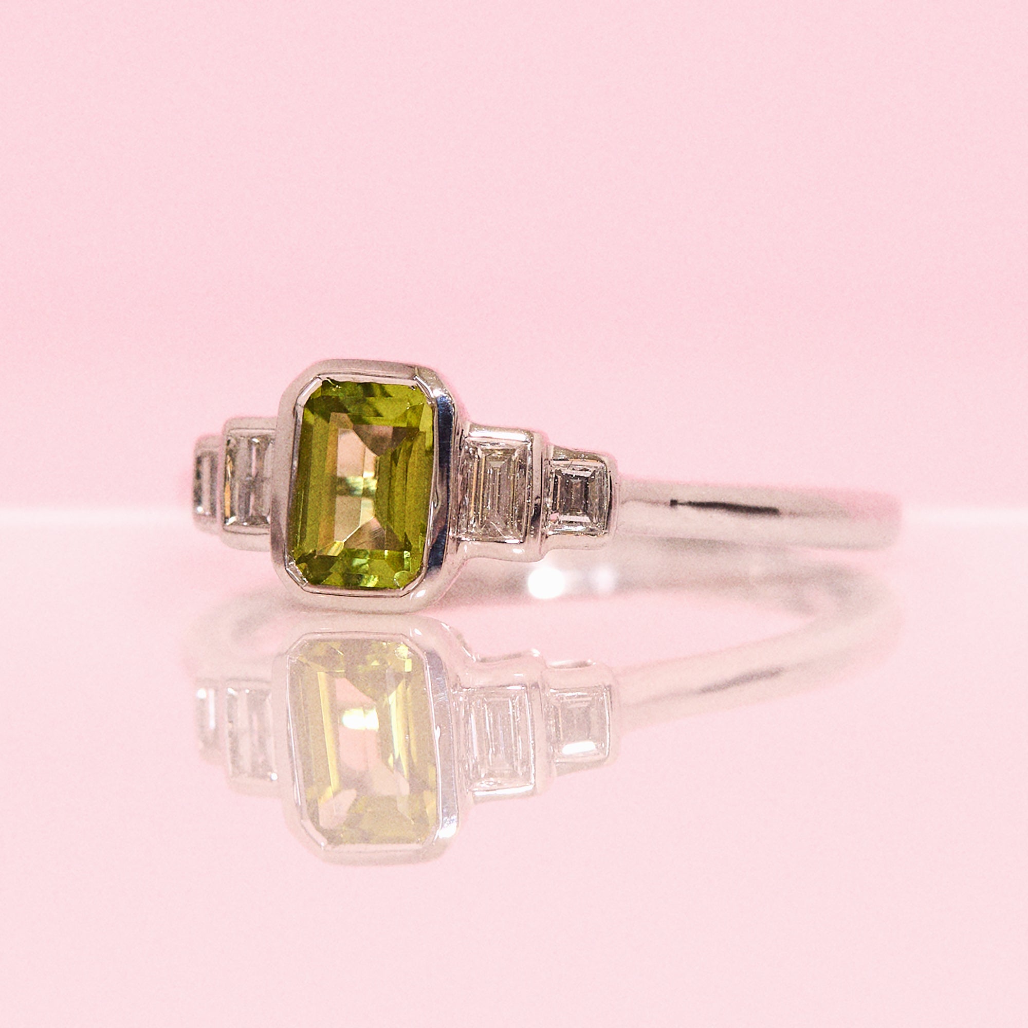 9ct white gold peridot and diamond five stone ring