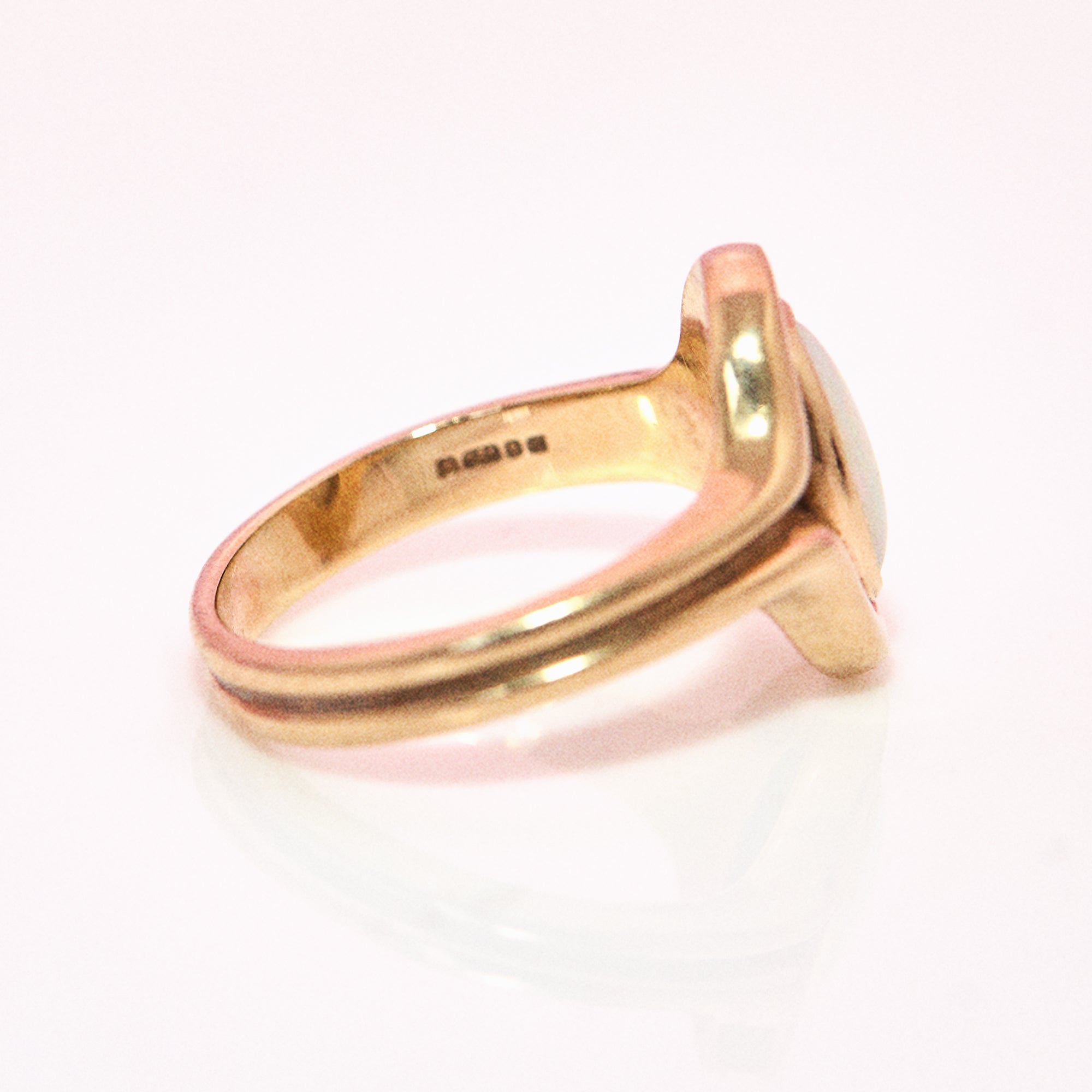 9ct gold bezel set opal ring