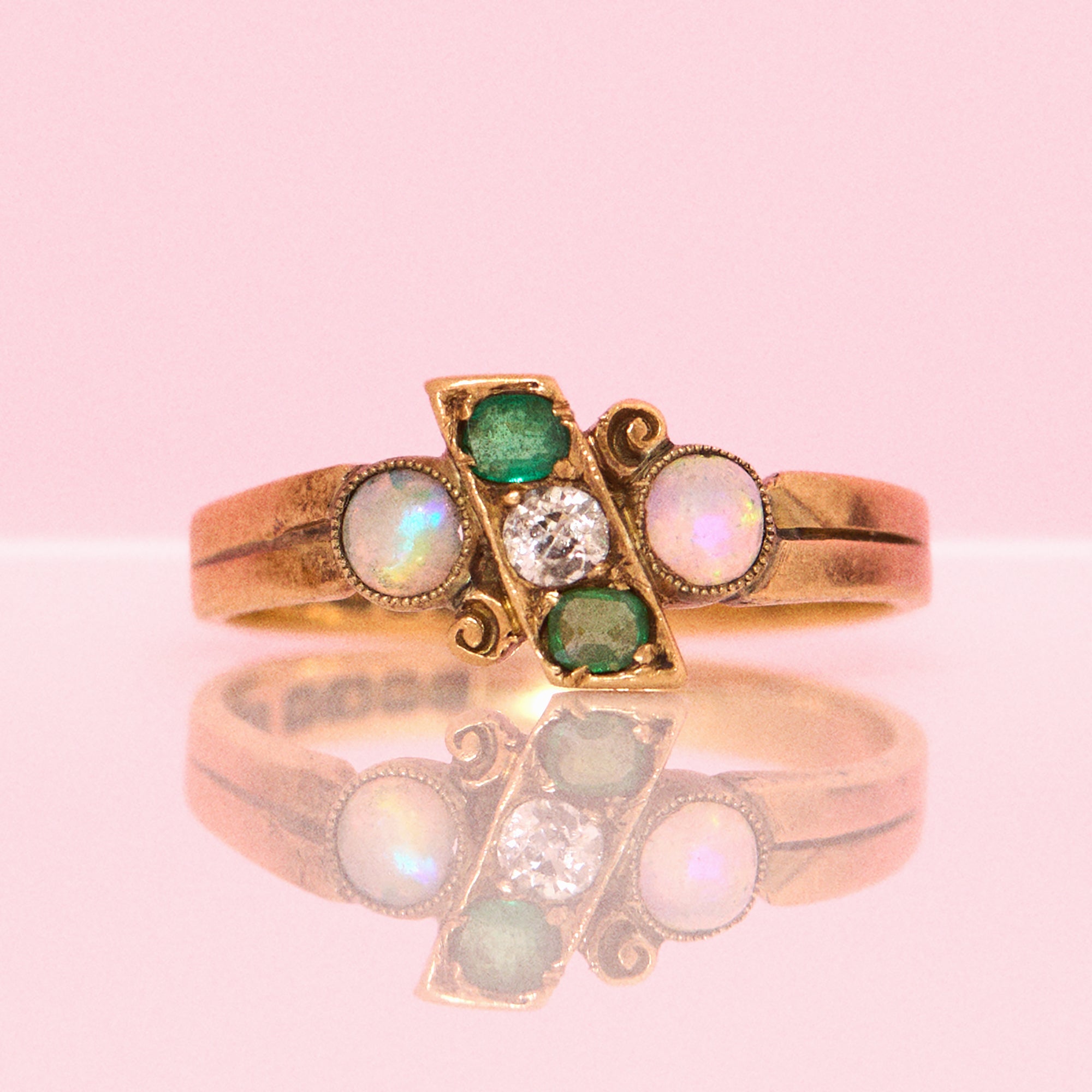 18ct gold opal, emerald and old cut diamond ring from 1902