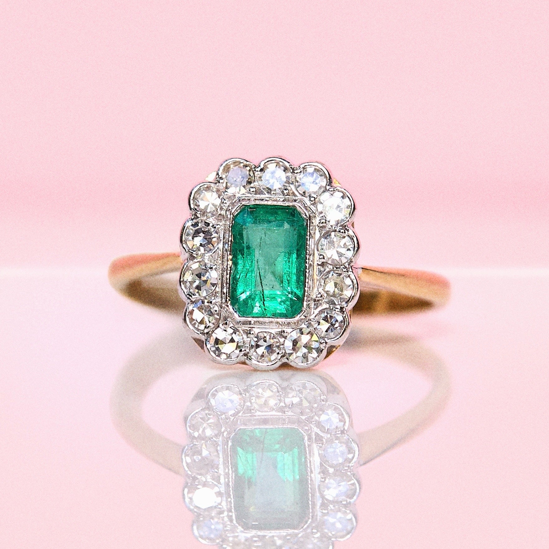 18ct gold emerald and diamond cluster ring