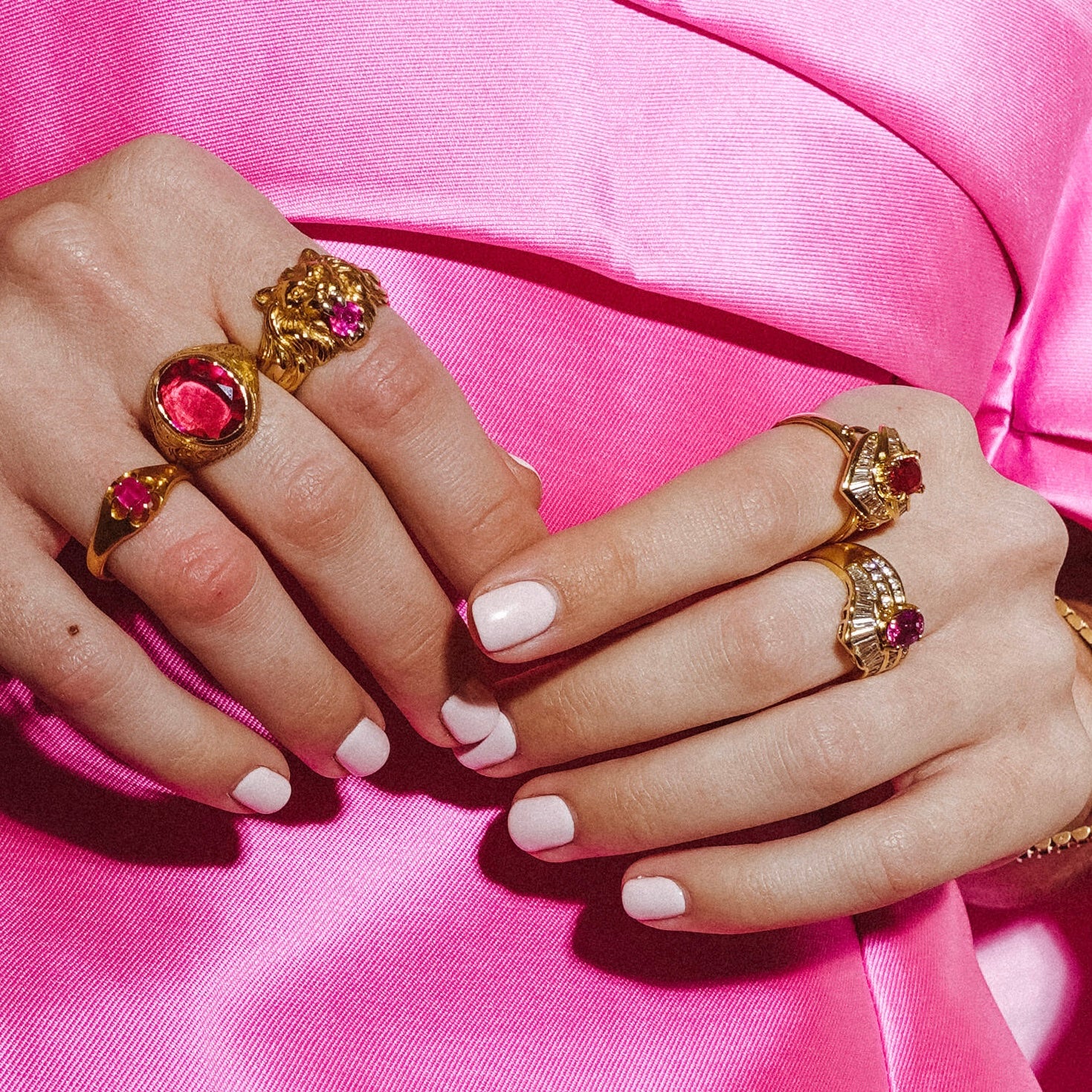 18ct gold ruby and diamond cluster ring