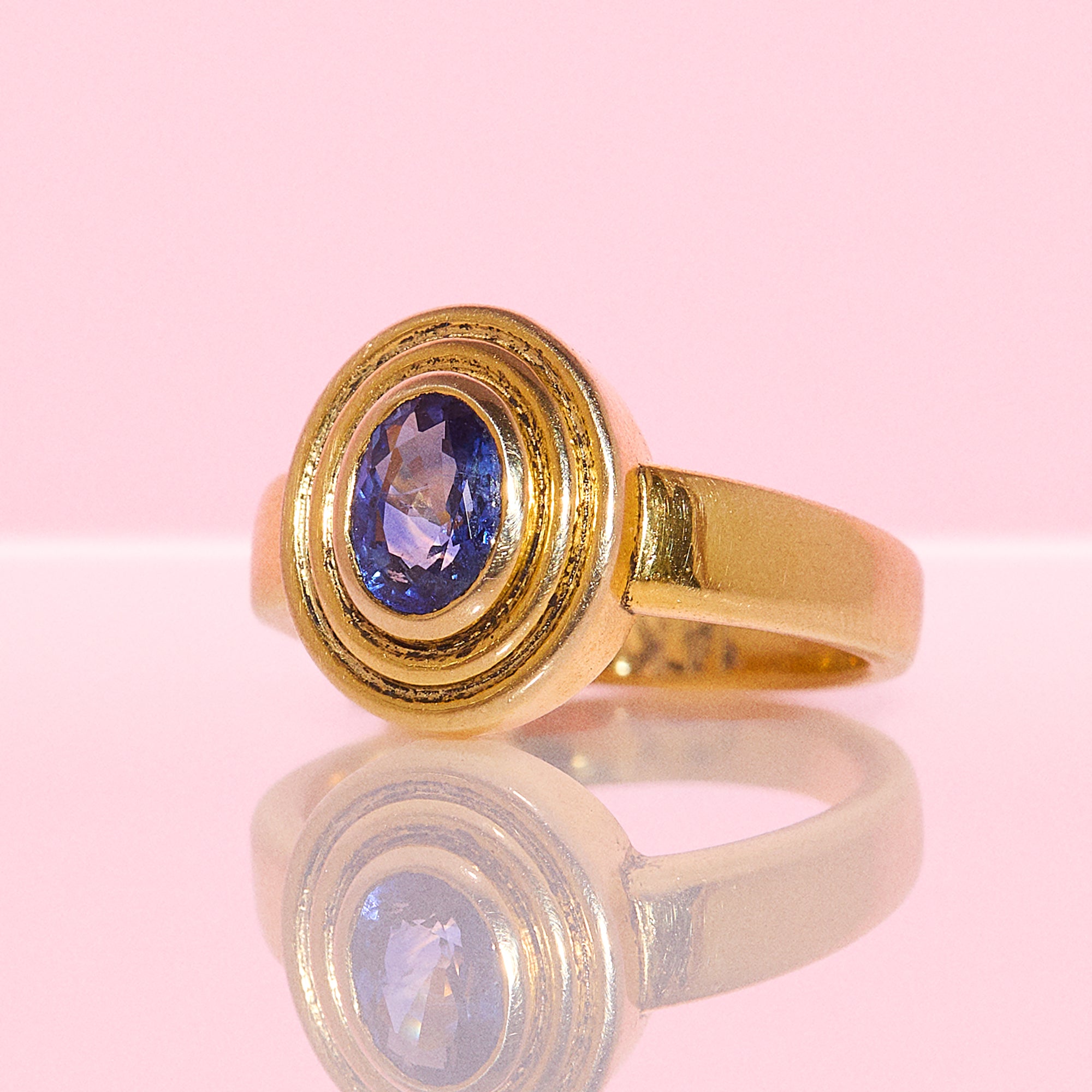 14ct gold sapphire bezel set ring