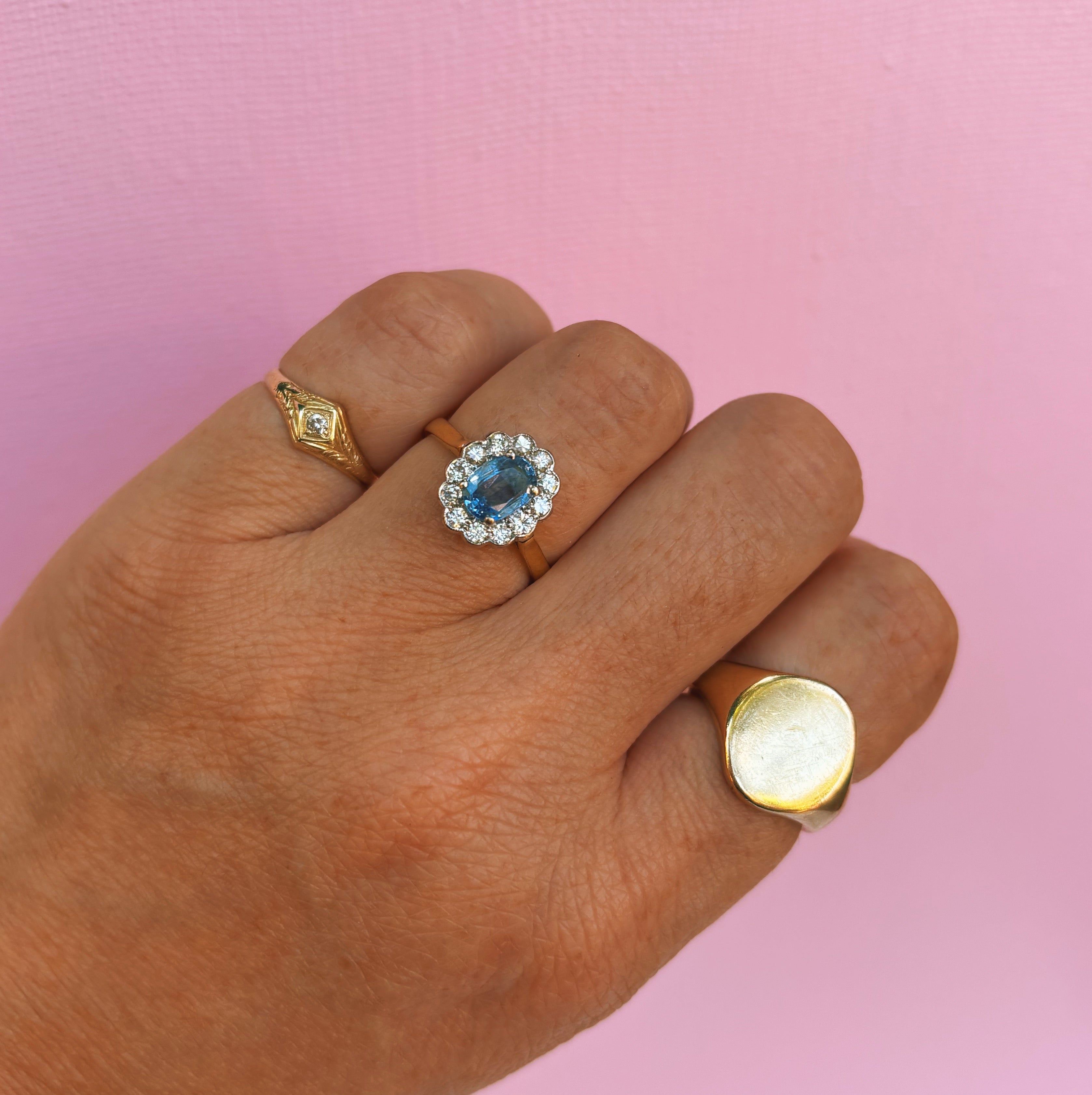 18ct gold Ceylon sapphire and diamond cluster ring