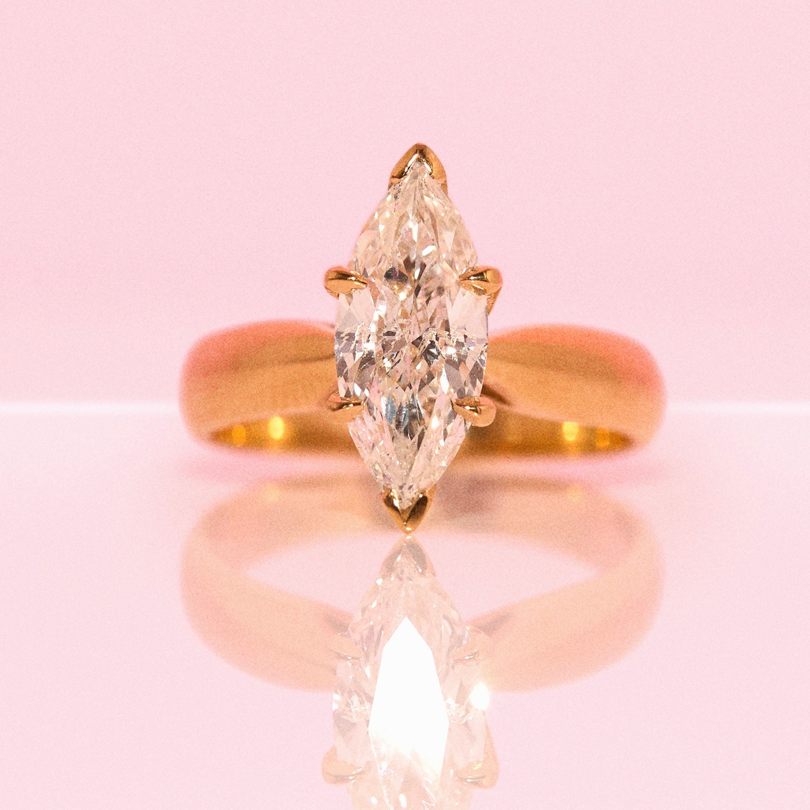 14ct gold 1.76ct marquise cut diamond ring