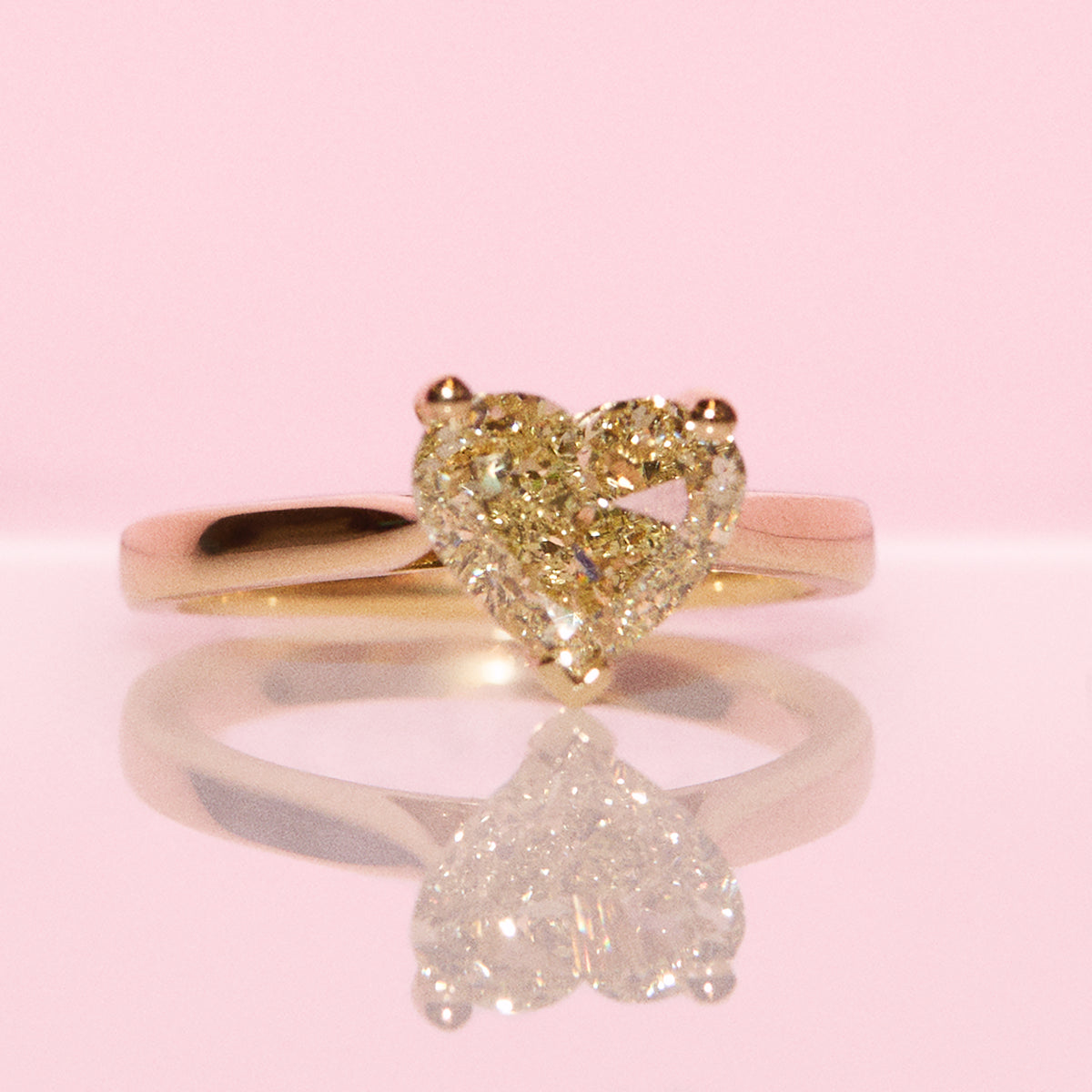 18ct yellow gold 2.0ct yellow fancy heart diamond ring