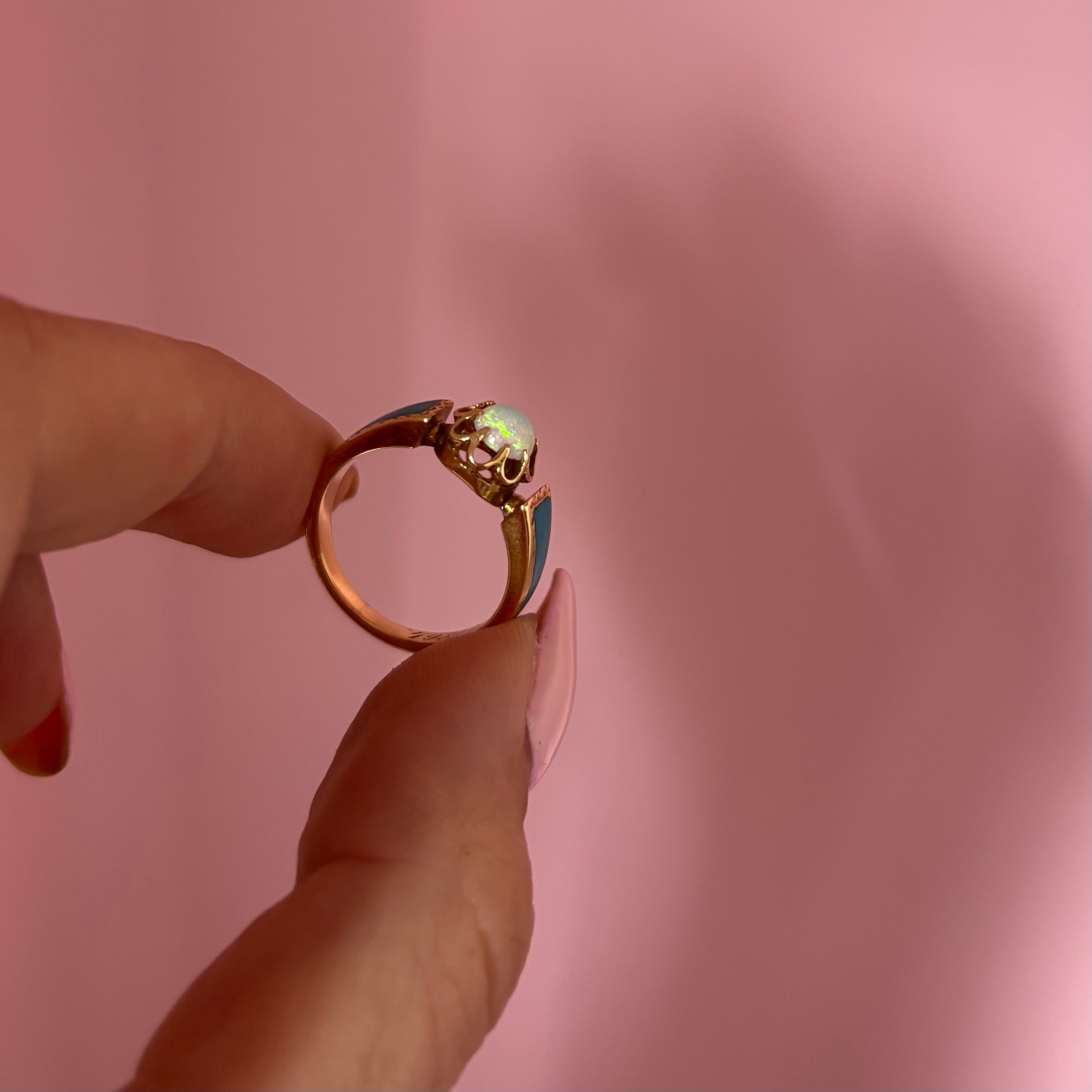 18ct gold opal and enamel ring