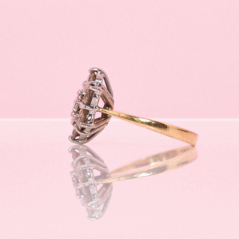18ct gold 2.20ct diamond flower ring