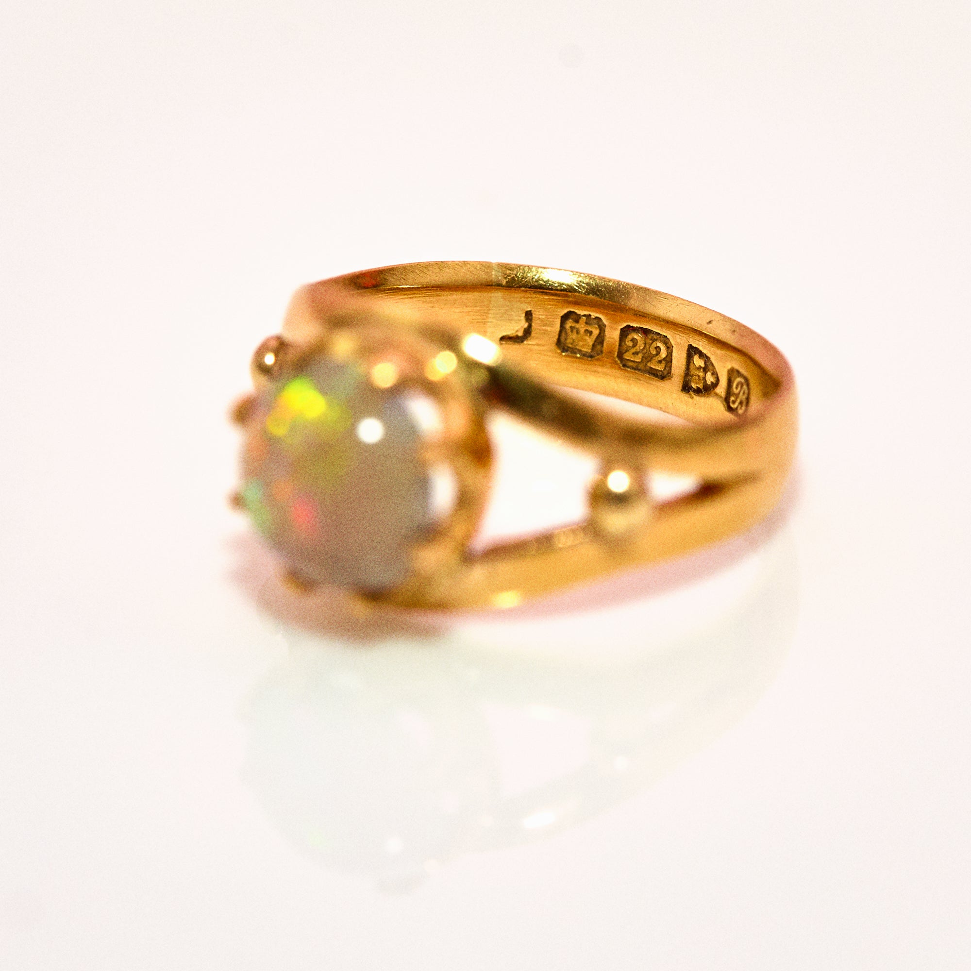 22ct gold opal ring