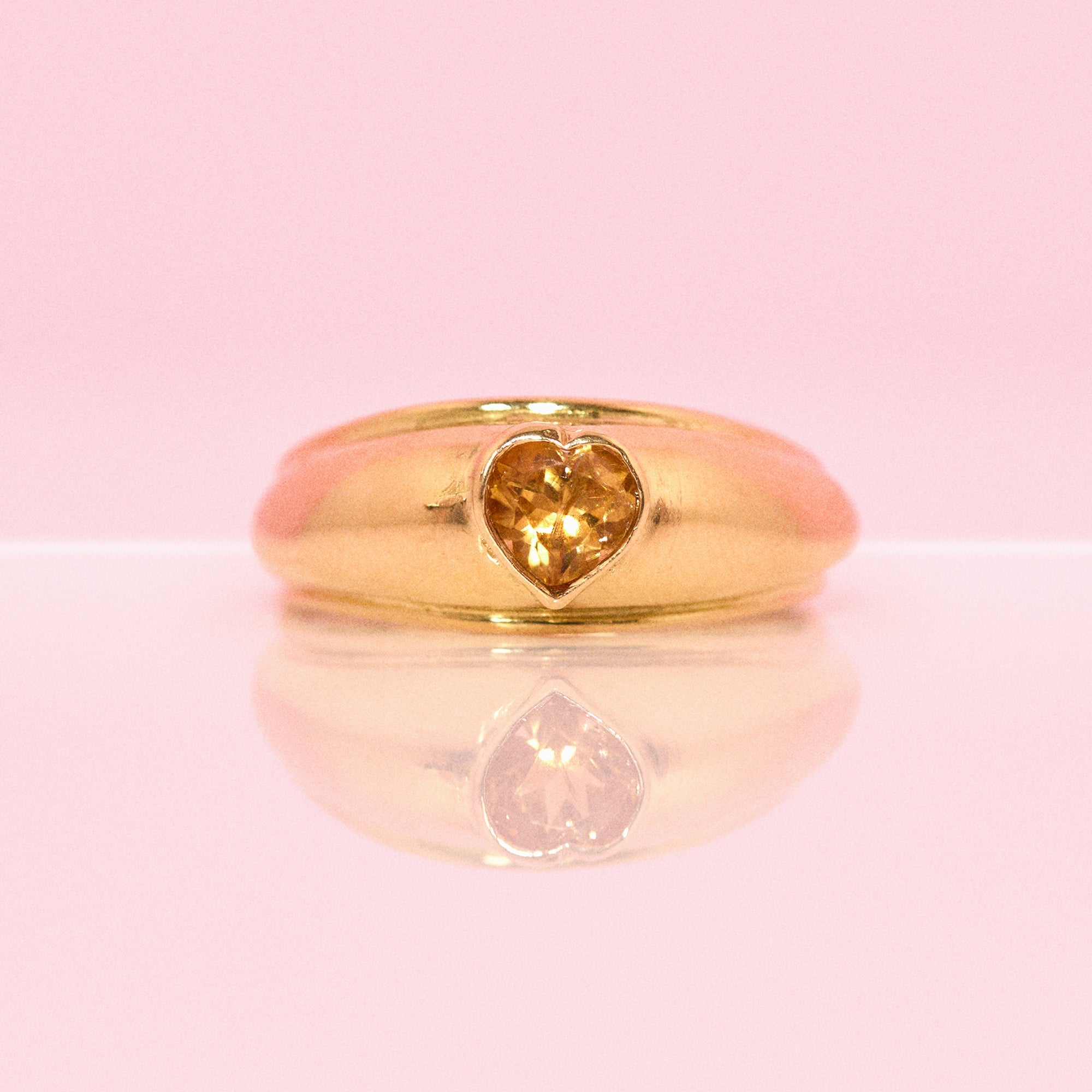 14ct gold heart shaped citrine signet ring