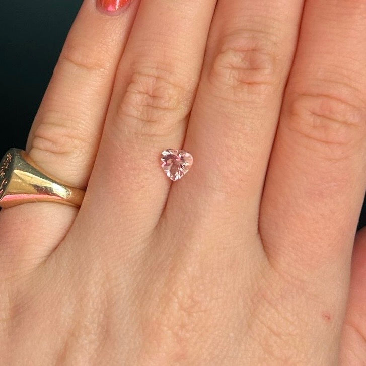 9ct gold heart-shaped morganite vintage signet ring (made to order)