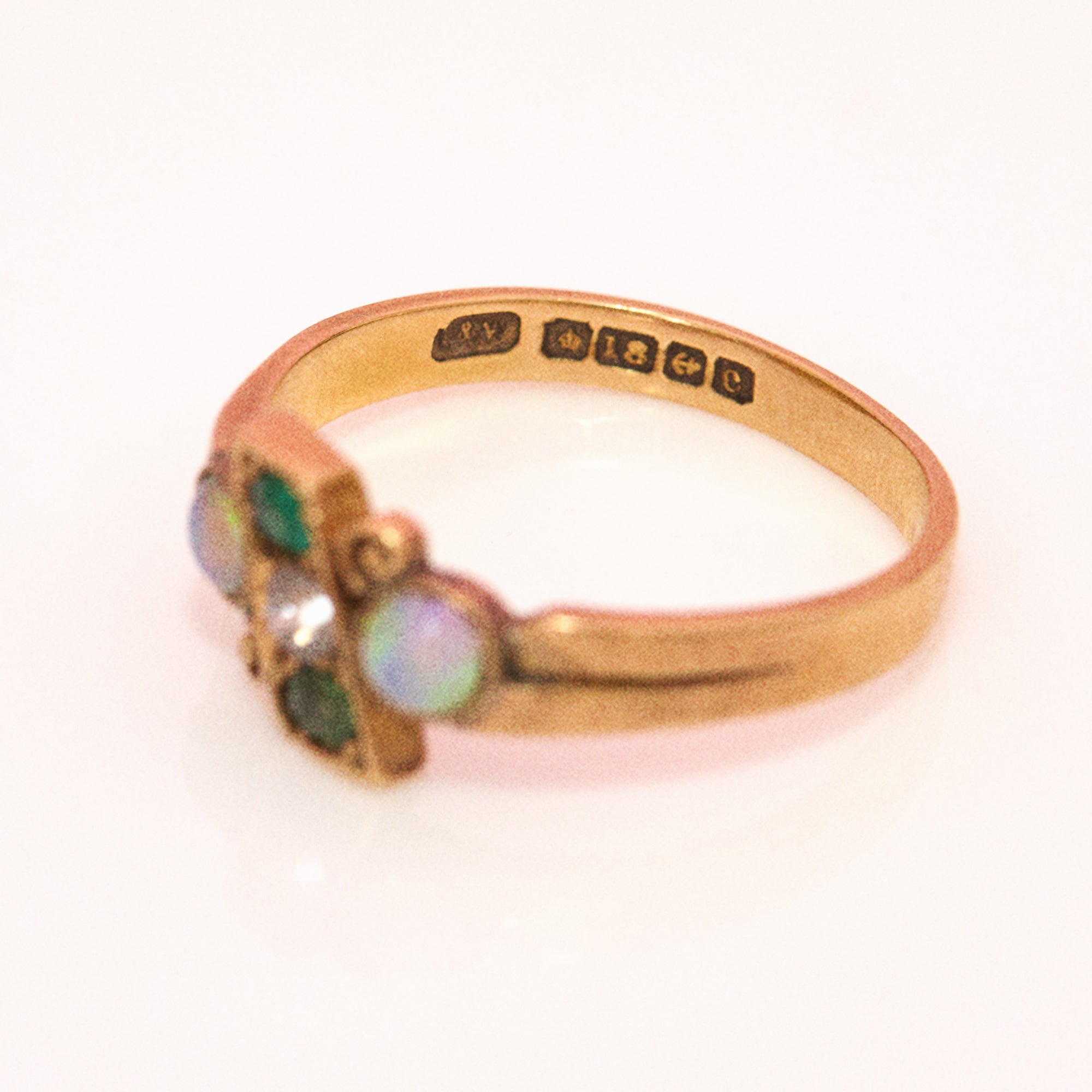 18ct gold opal, emerald and old cut diamond ring from 1902
