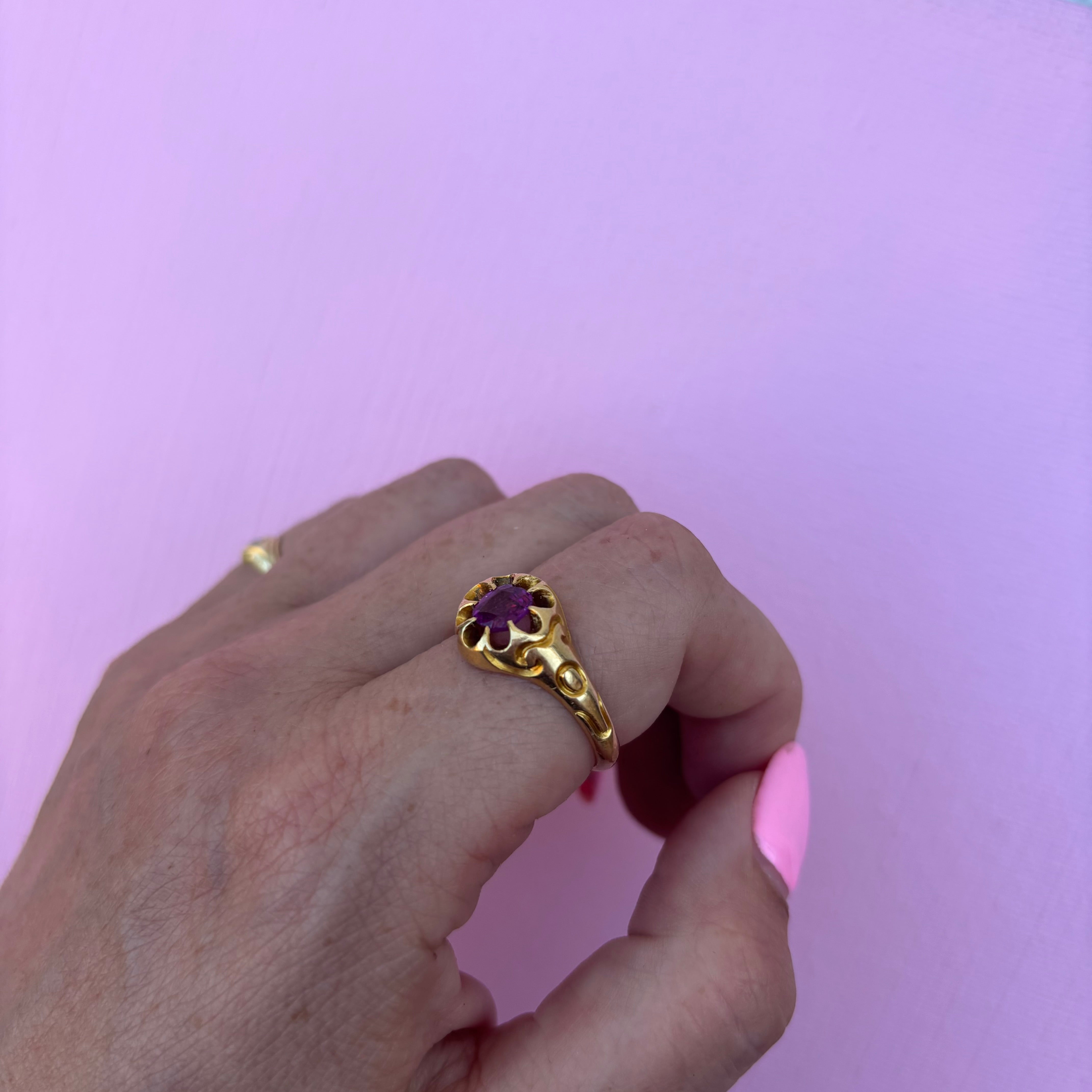 18ct gold rhodolite garnet buttercup ring