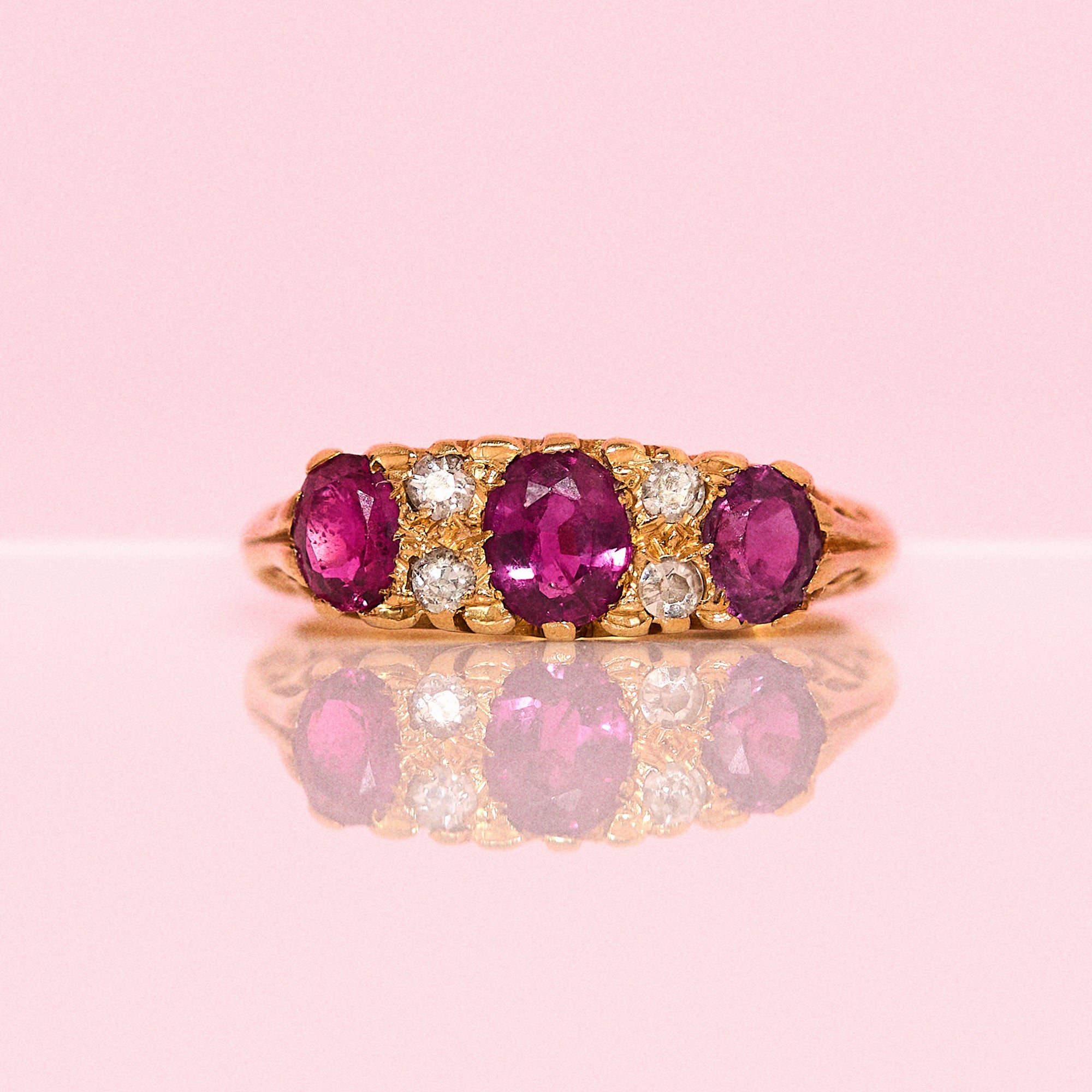 18ct gold ruby and diamond ring