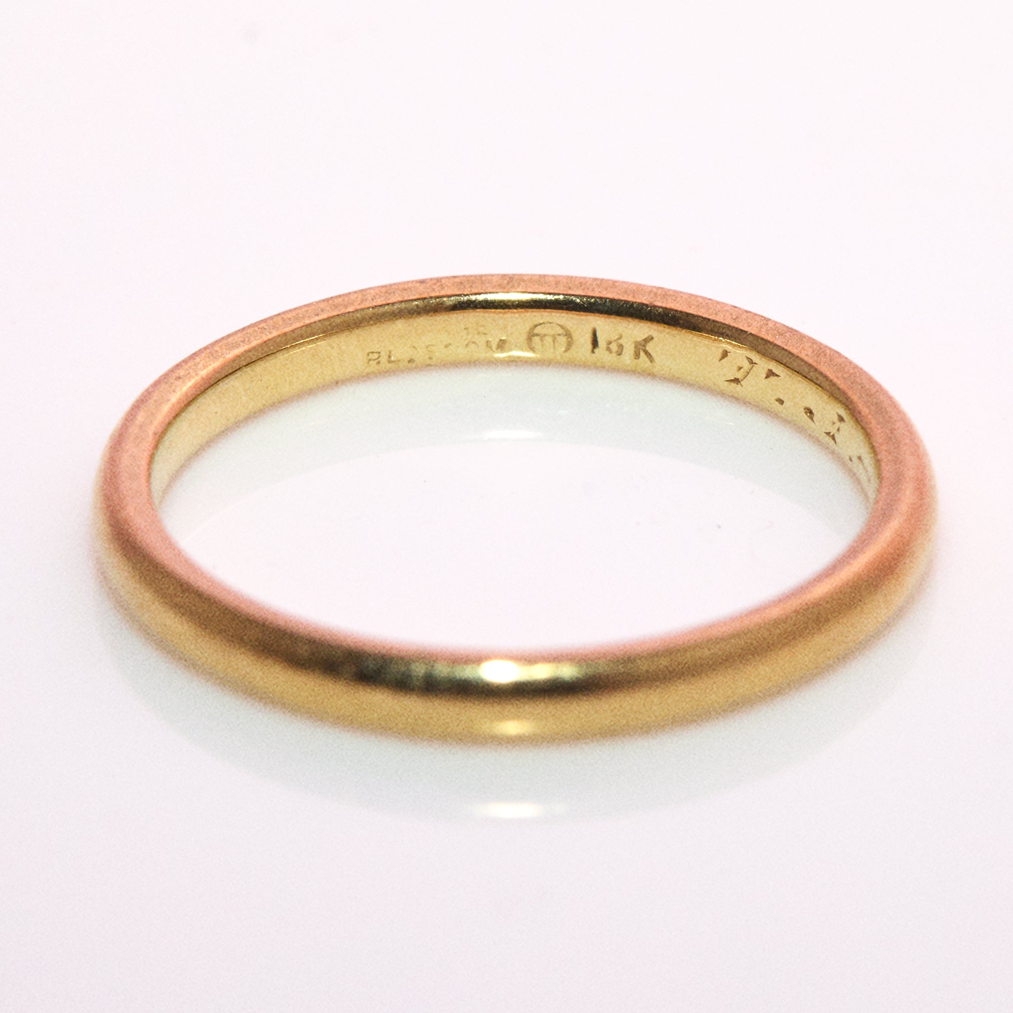 Vintage 18ct gold 2mm band
