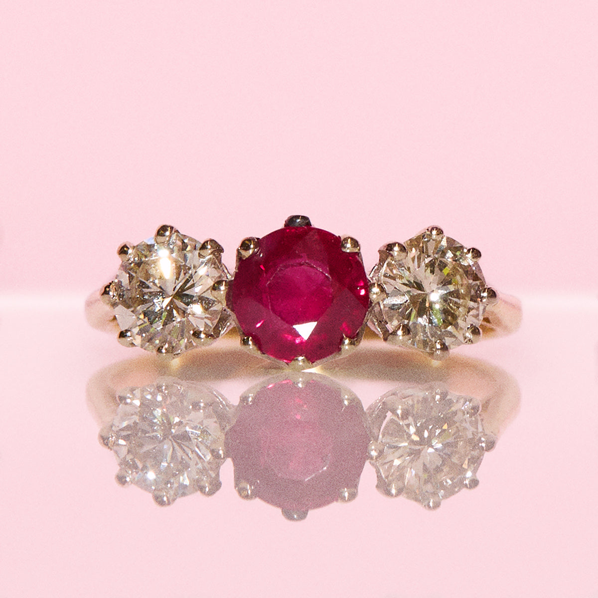 Vintage 18ct gold 1.24ct ruby and 0.90ct diamond ring