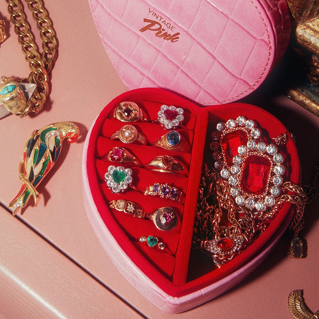 14ct gold heart shaped citrine signet ring