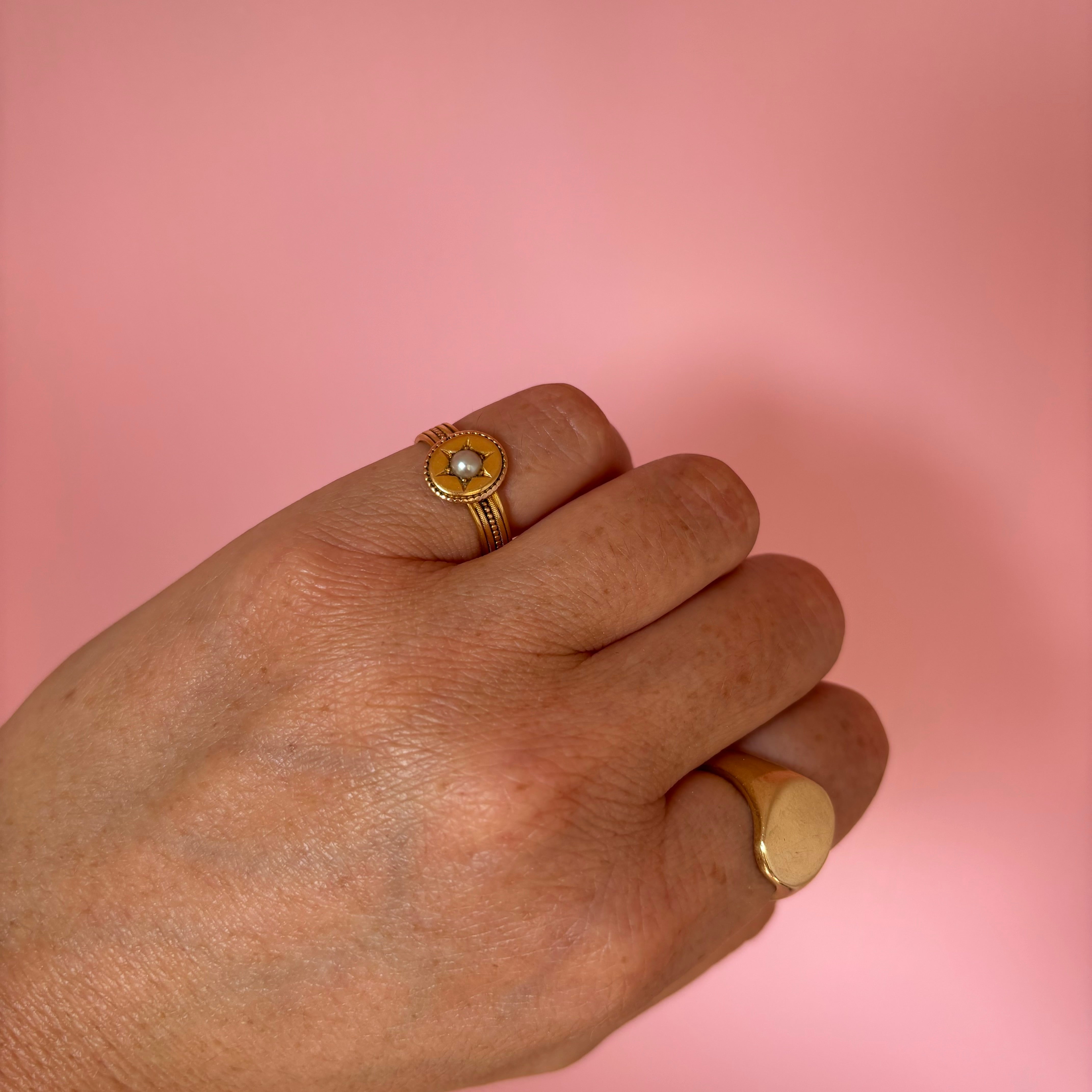 18ct gold Victorian starburst pearl ring