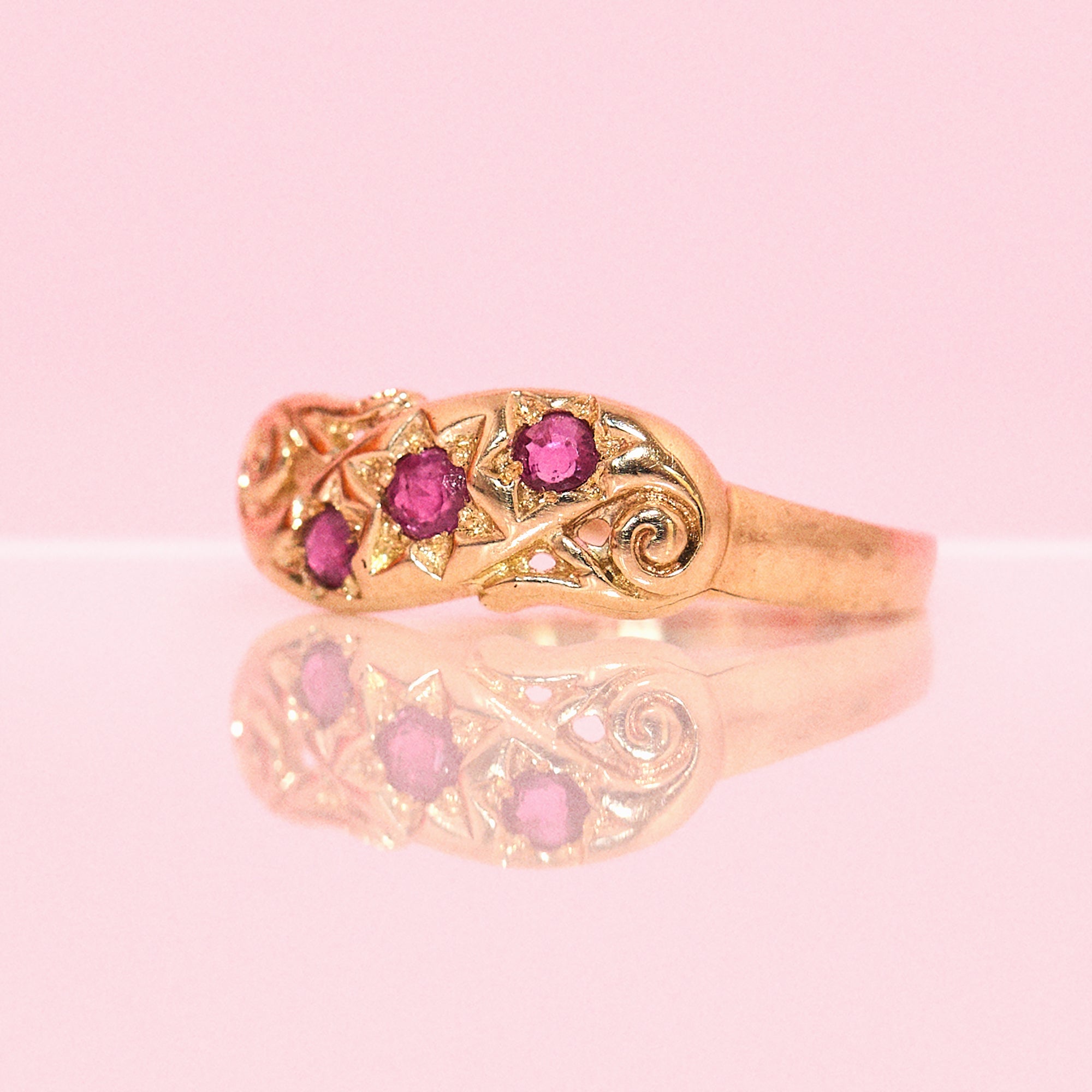 9ct gold ruby starburst ring