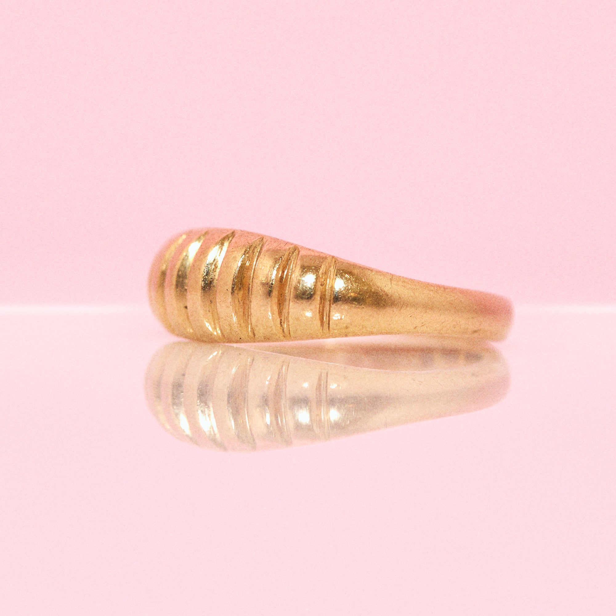 9ct gold chunky armadillo ring