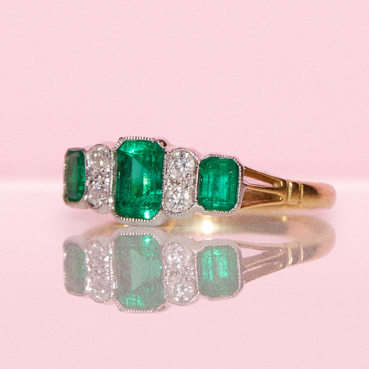 Vintage 18ct gold emerald and diamond ring