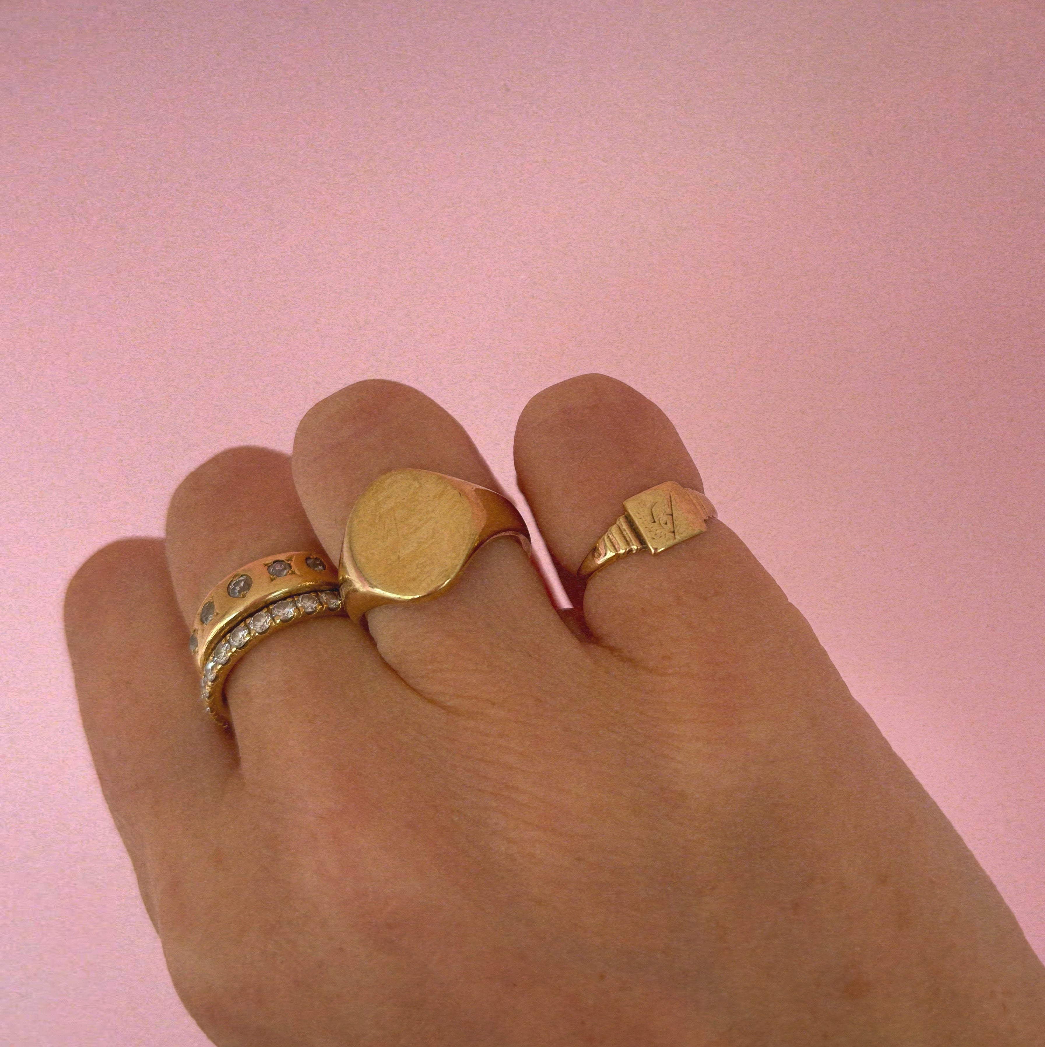 9ct gold signet ring from 1978