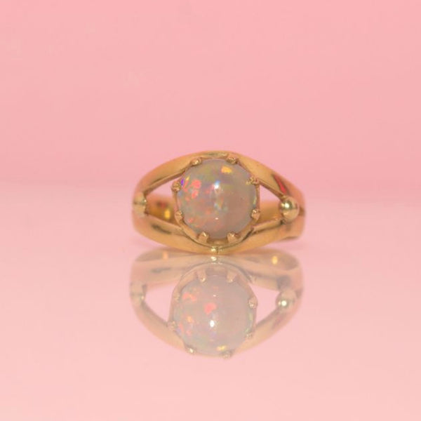 22ct gold opal ring