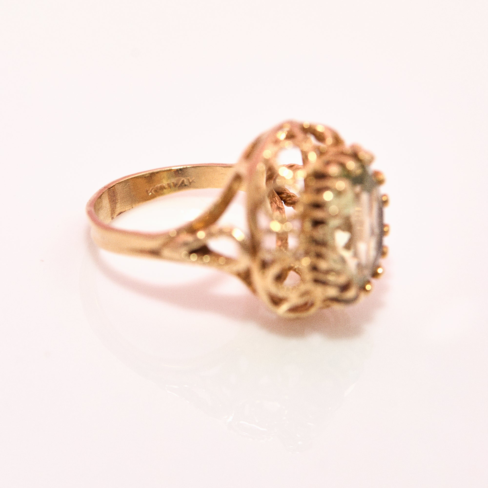 14ct gold quartz ring