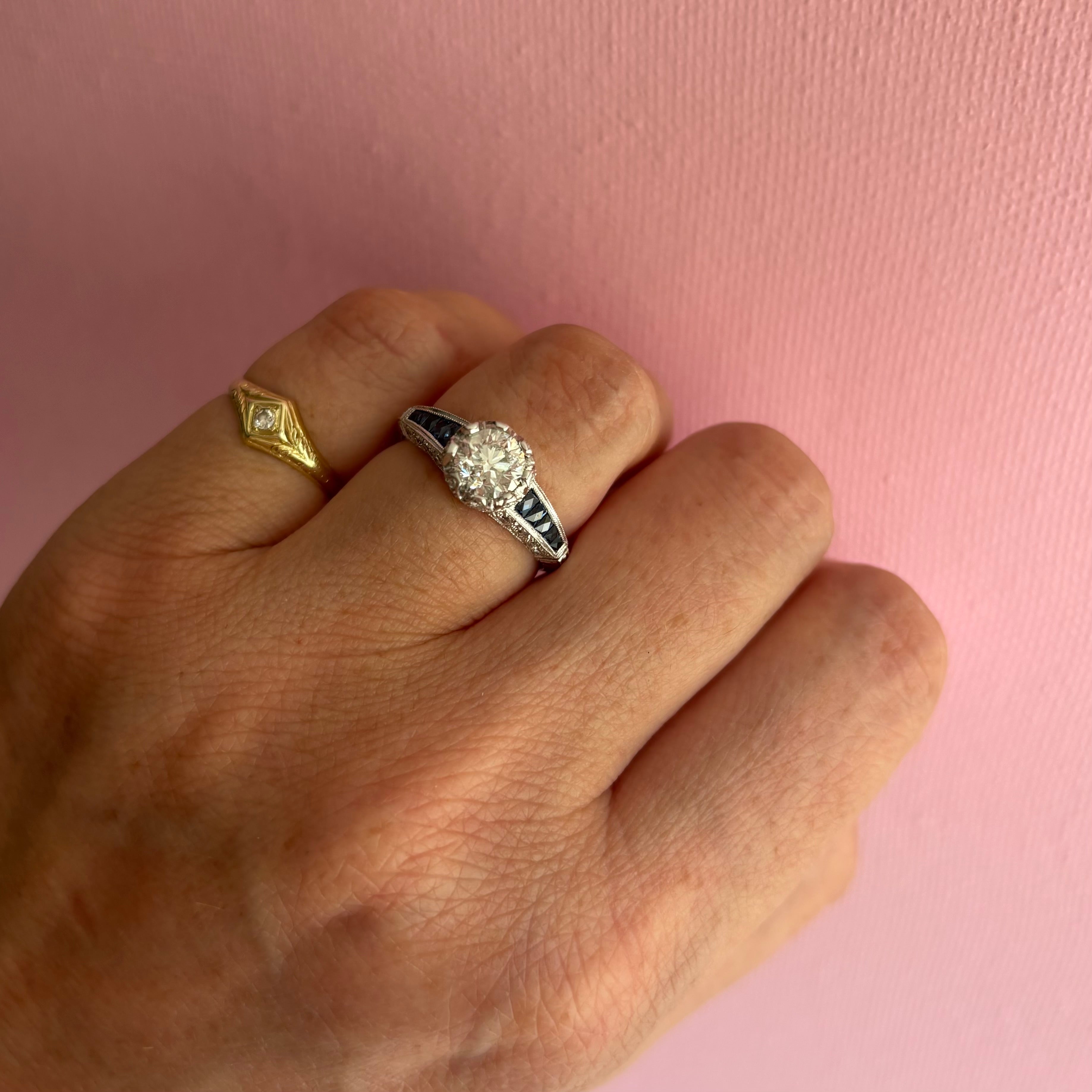 18ct gold 1.0ct old cut Diamond and sapphire ring