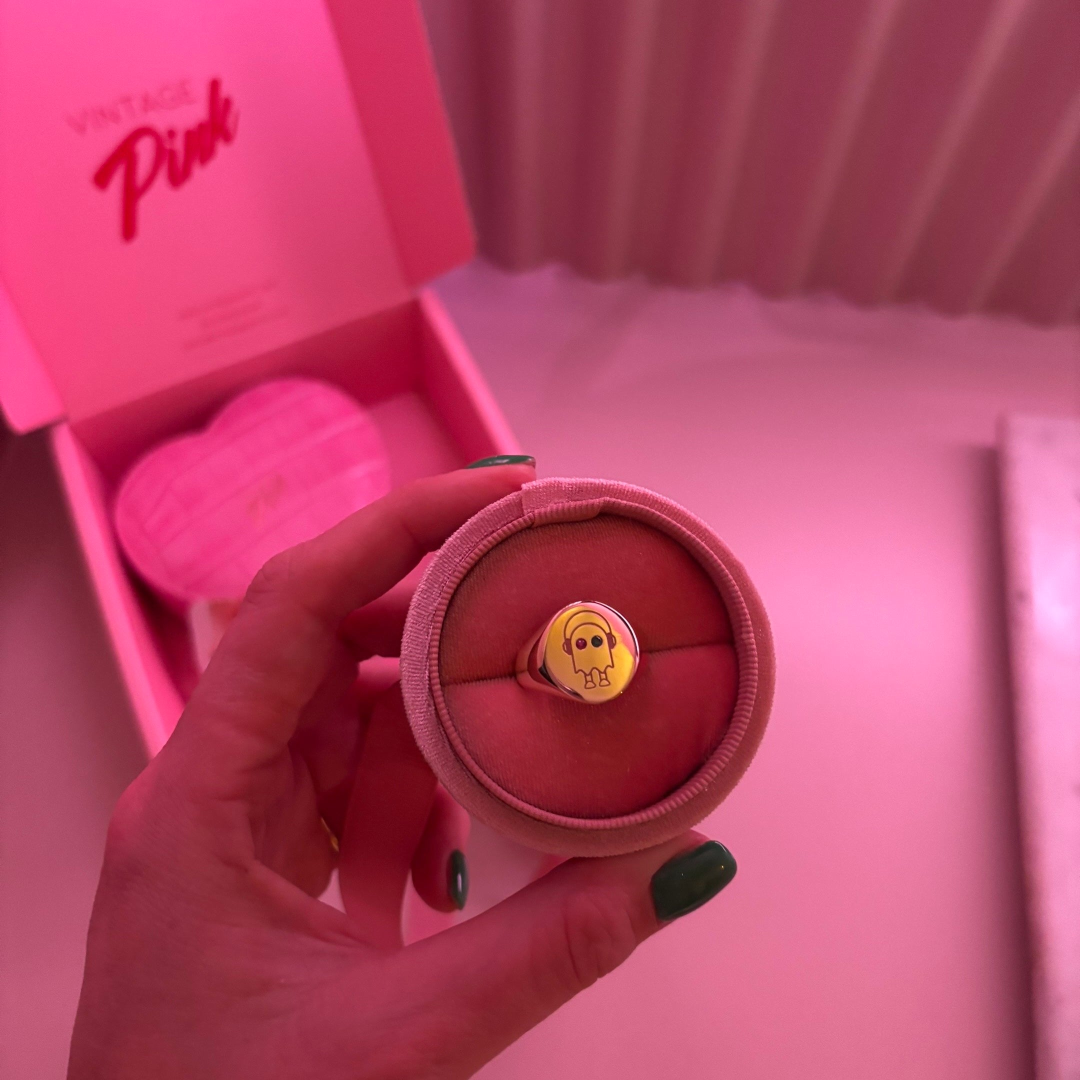 9ct gold circular signet ring with custom engraving and gemstones (made to order)