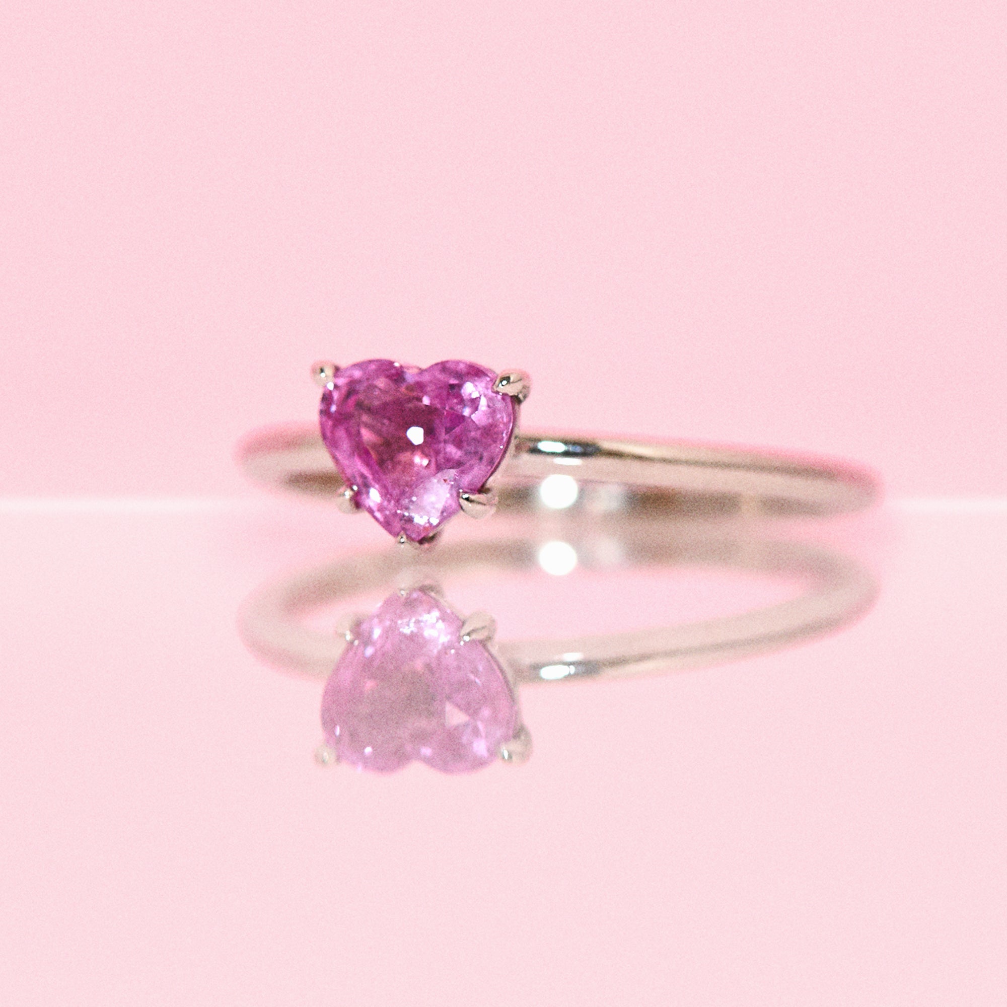 18ct white gold 1.26ct heart-shaped pink sapphire ring (made to order)