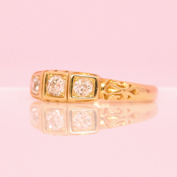 18ct gold diamond three stone ring from 1890