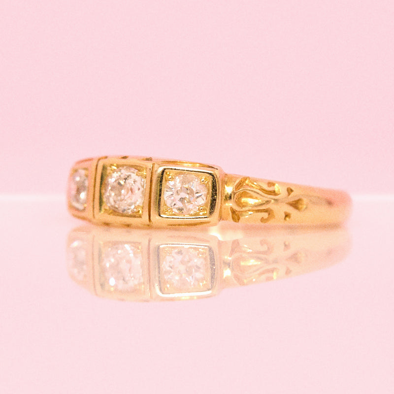 18ct gold diamond three stone ring from 1890