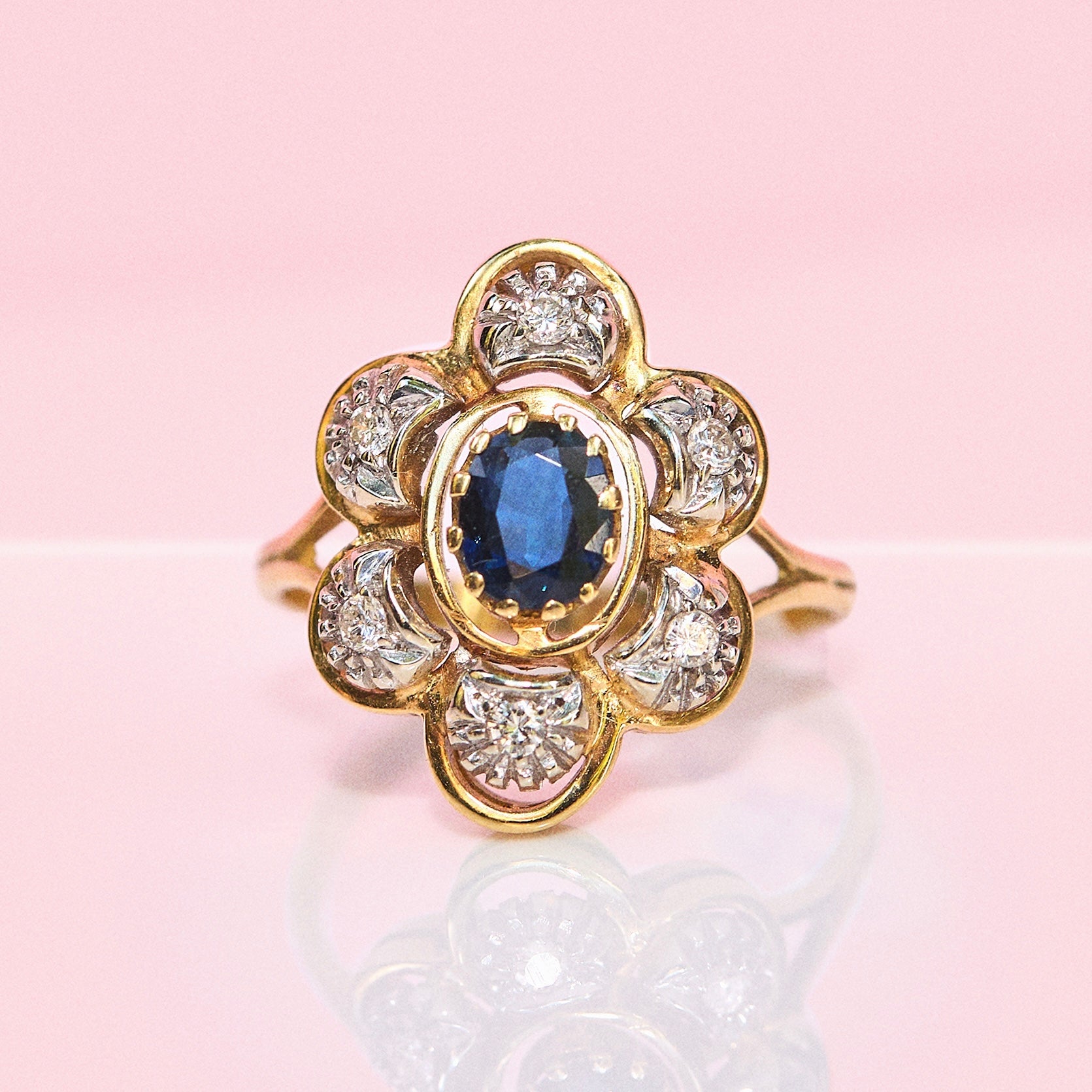 18ct gold sapphire and diamond flower ring